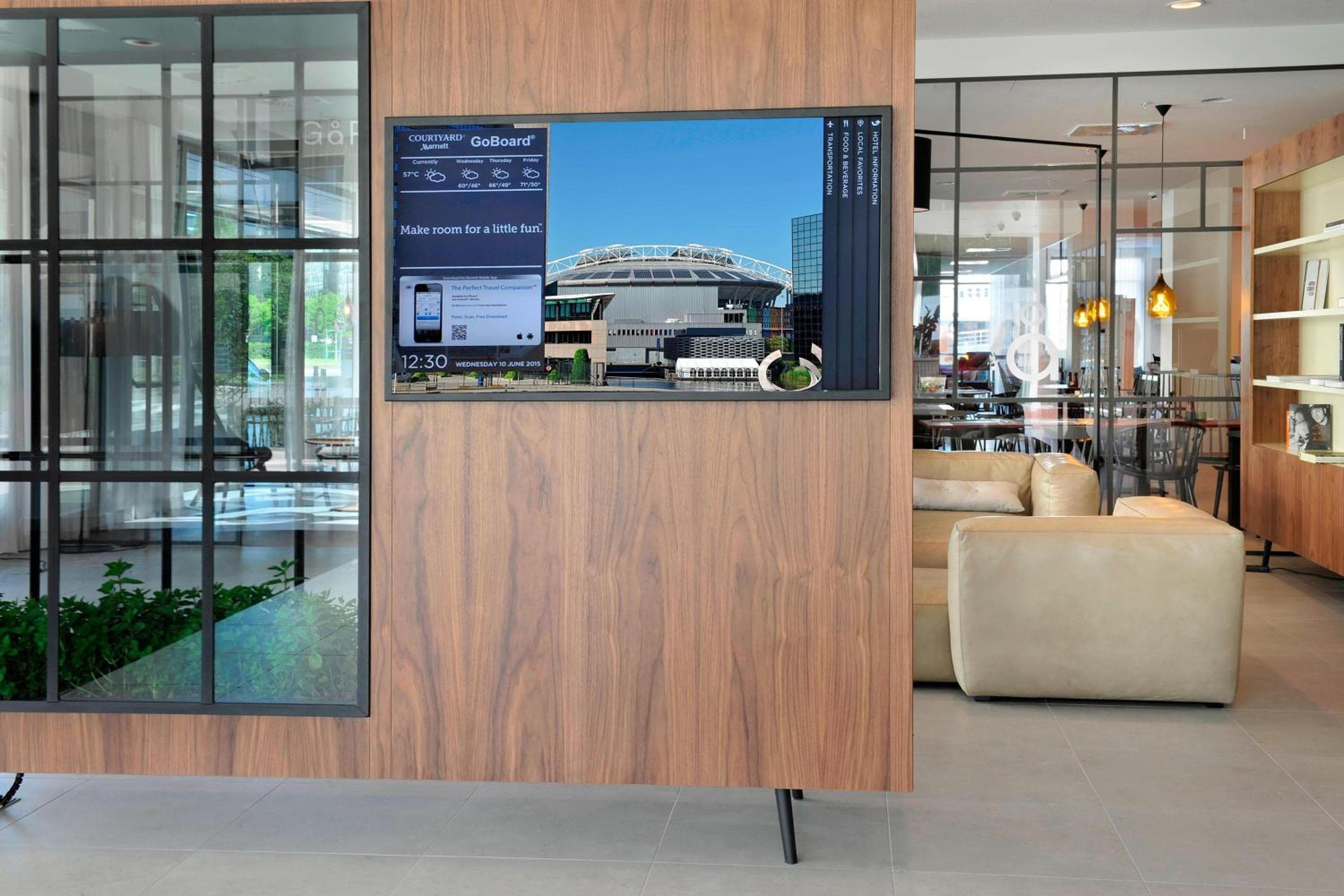 Courtyard by Marriott Amsterdam — 16