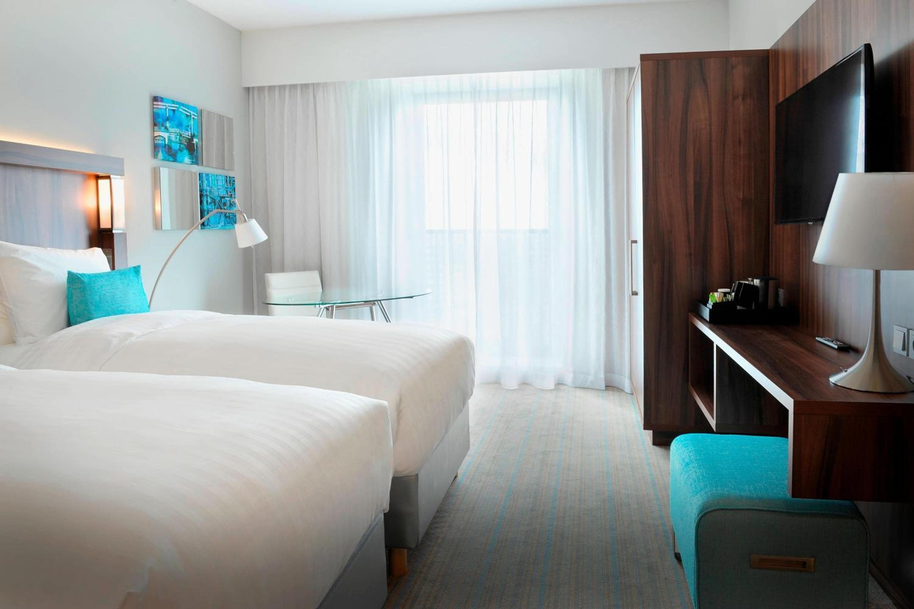 Courtyard by Marriott Amsterdam — 7