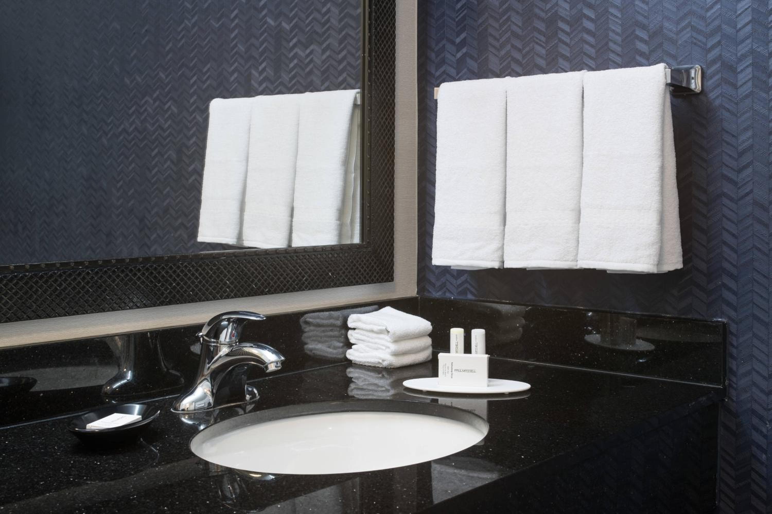 Fairfield Inn Suites by Marriott Orlando am SeaWorld — 14