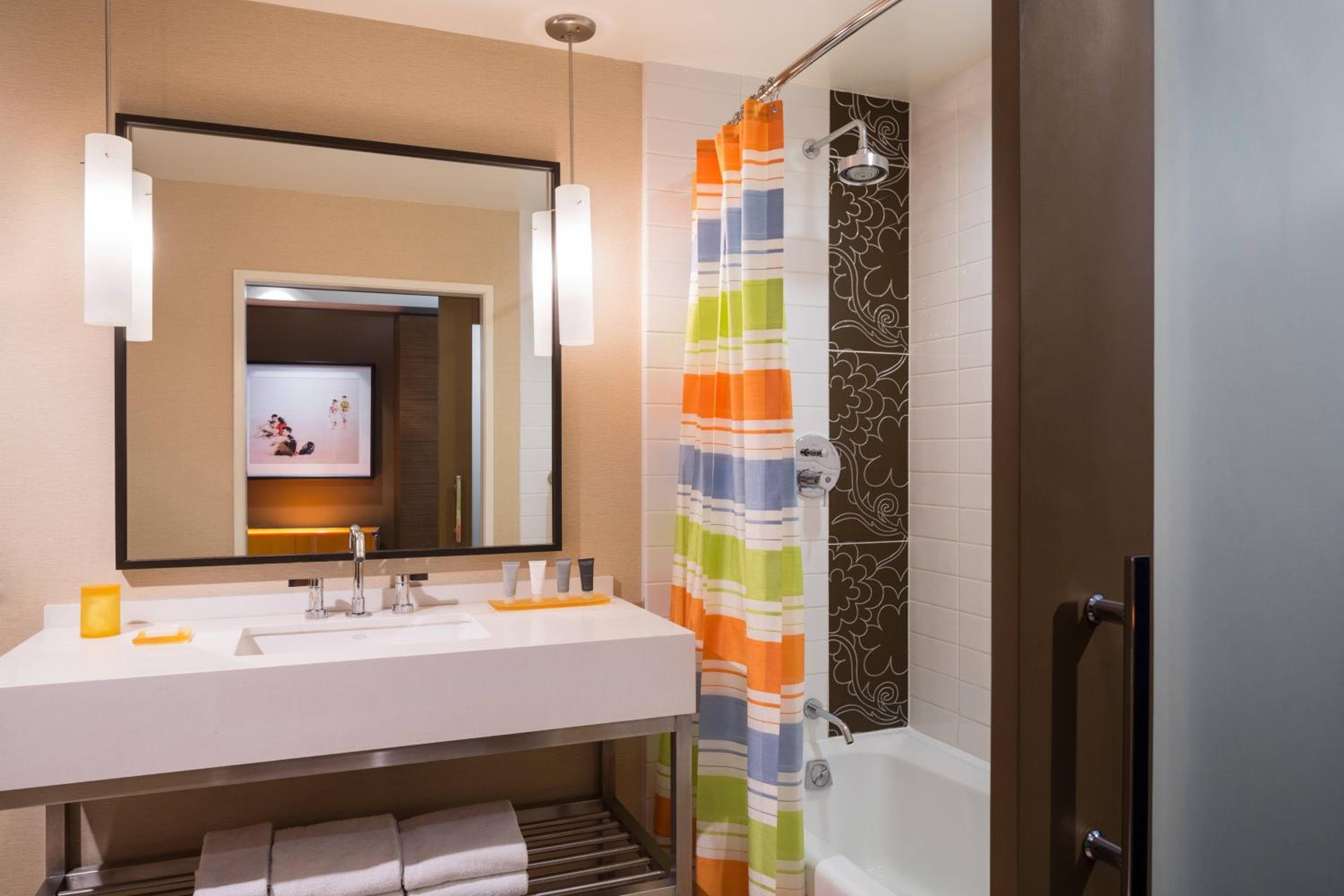 JW Marriott Los Angeles L.A. LIVE — 9