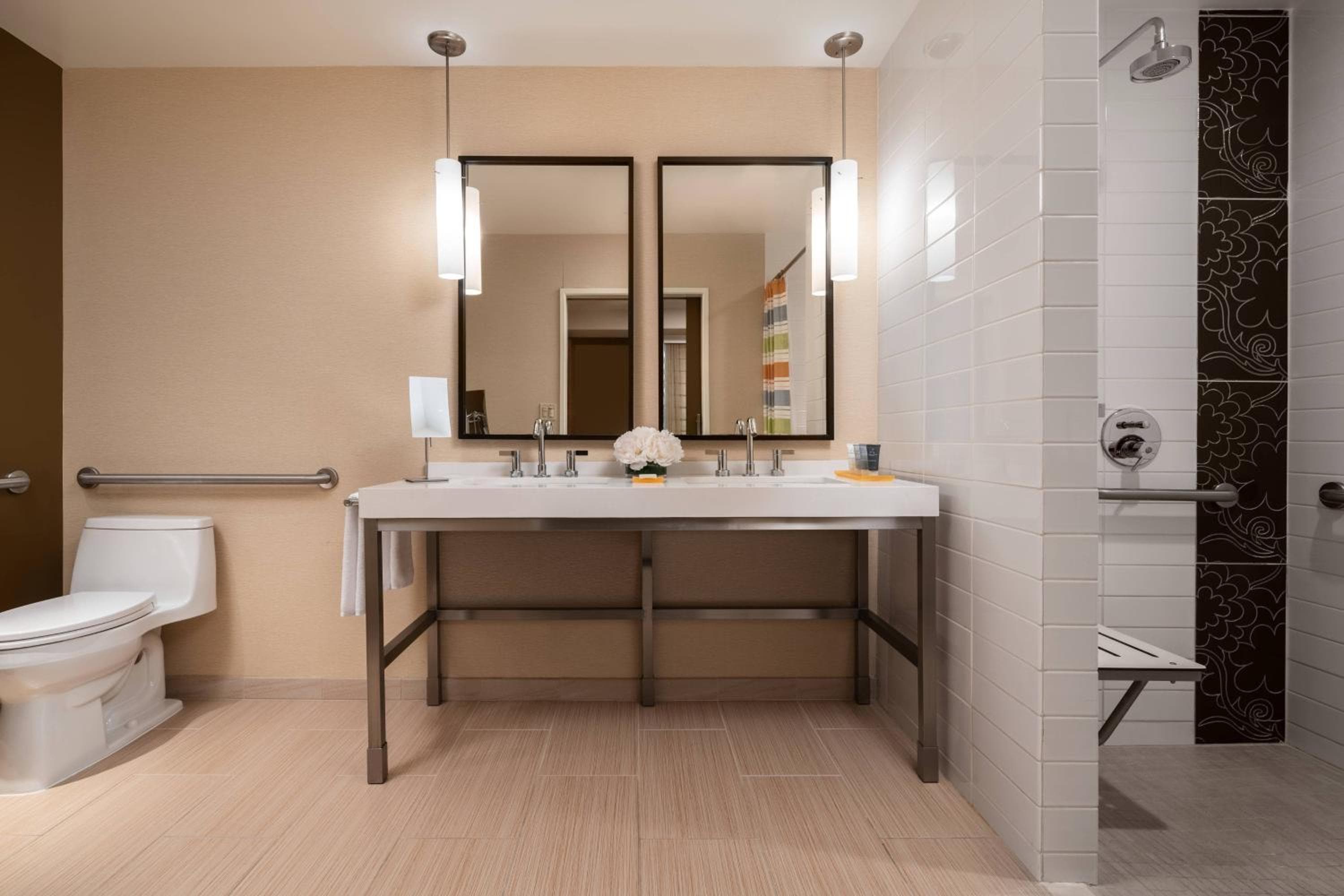 JW Marriott Los Angeles L.A. LIVE — 23