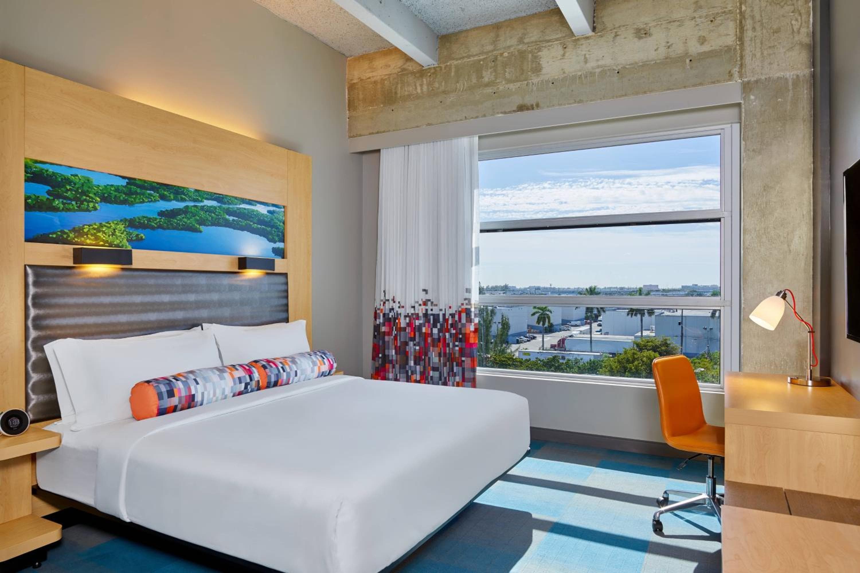 Aloft Miami Airport — 15