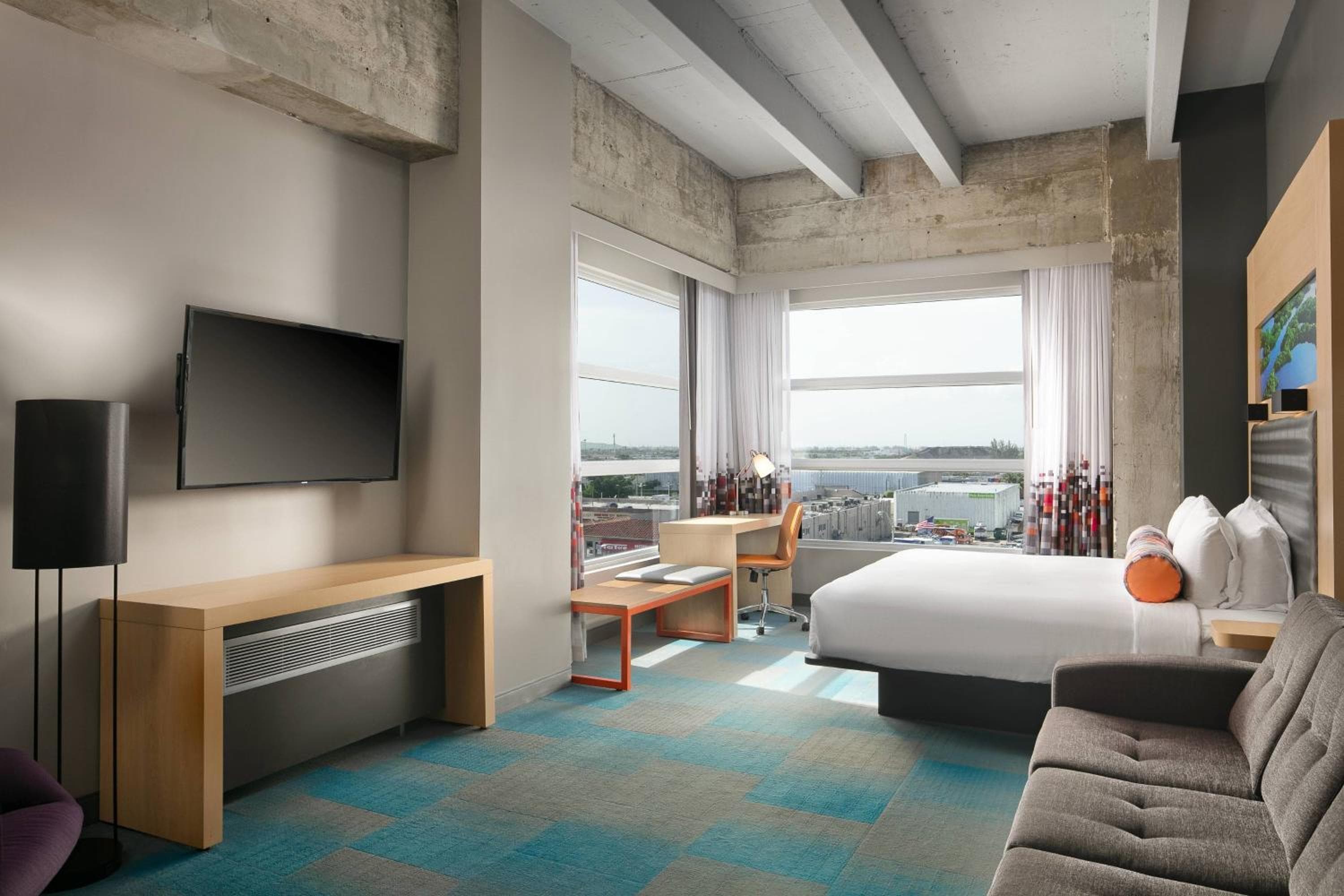 Aloft Miami Airport — 14