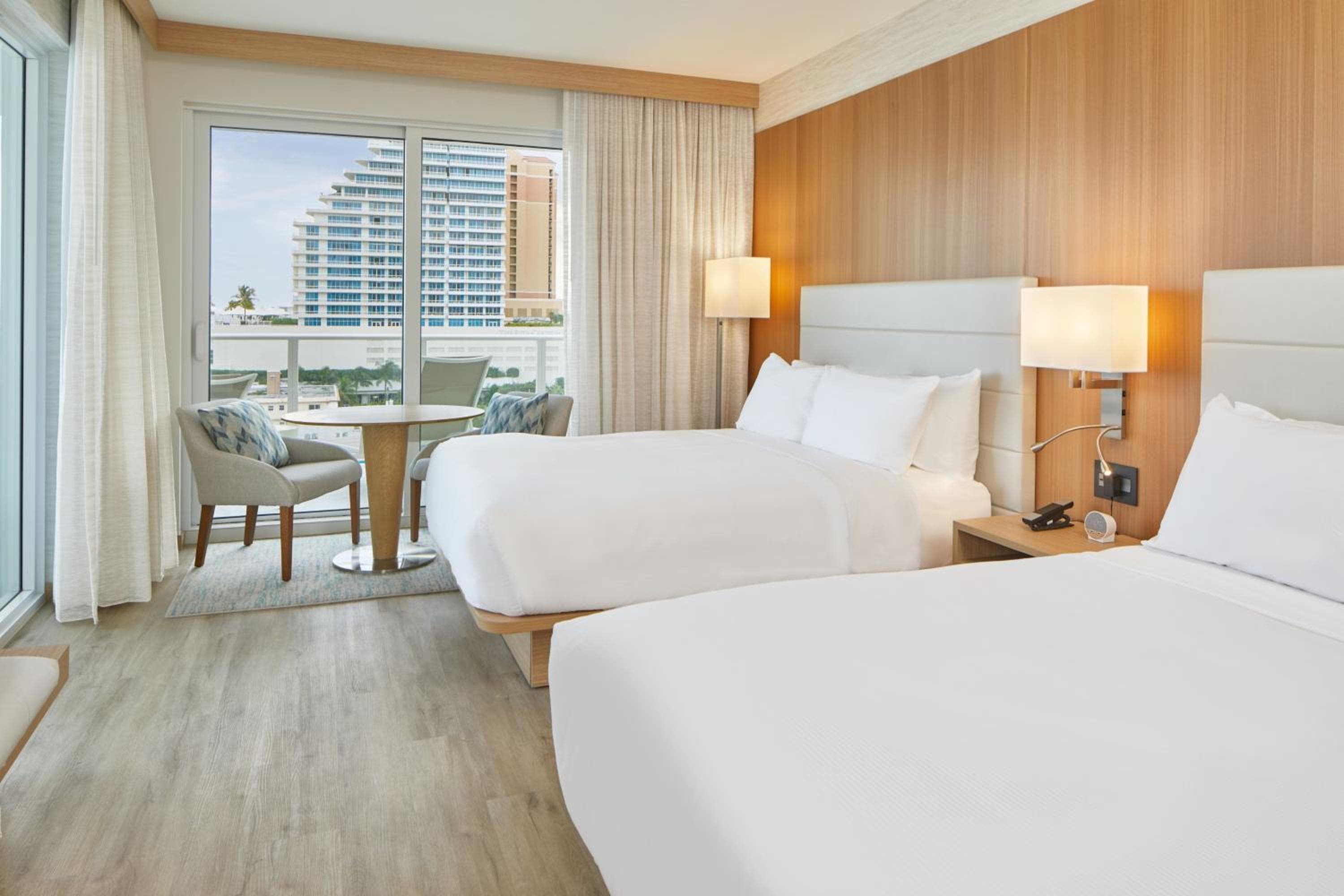 AC Hotel von Marriott Fort Lauderdale Beach — 20