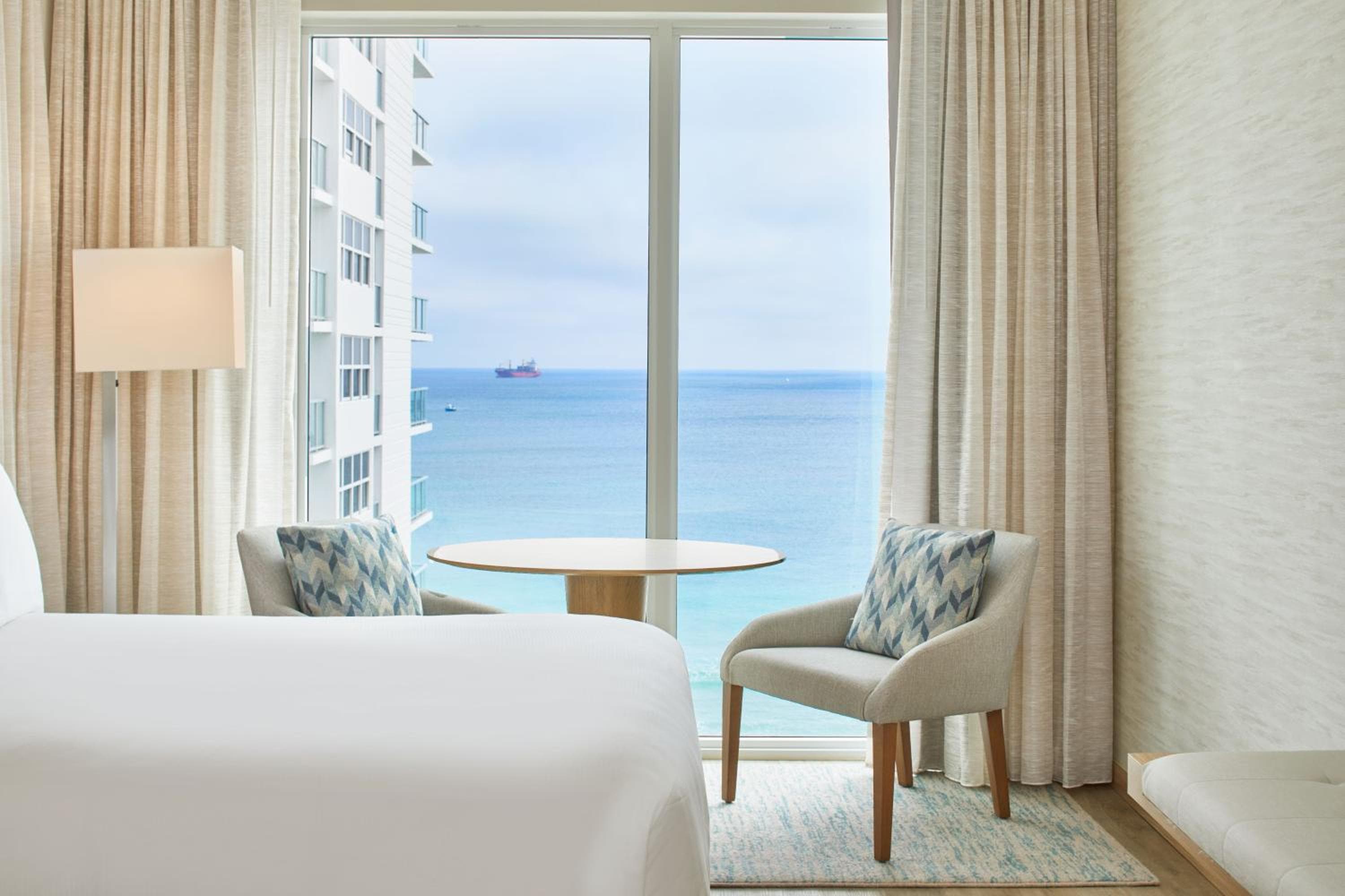 AC Hotel von Marriott Fort Lauderdale Beach — 23