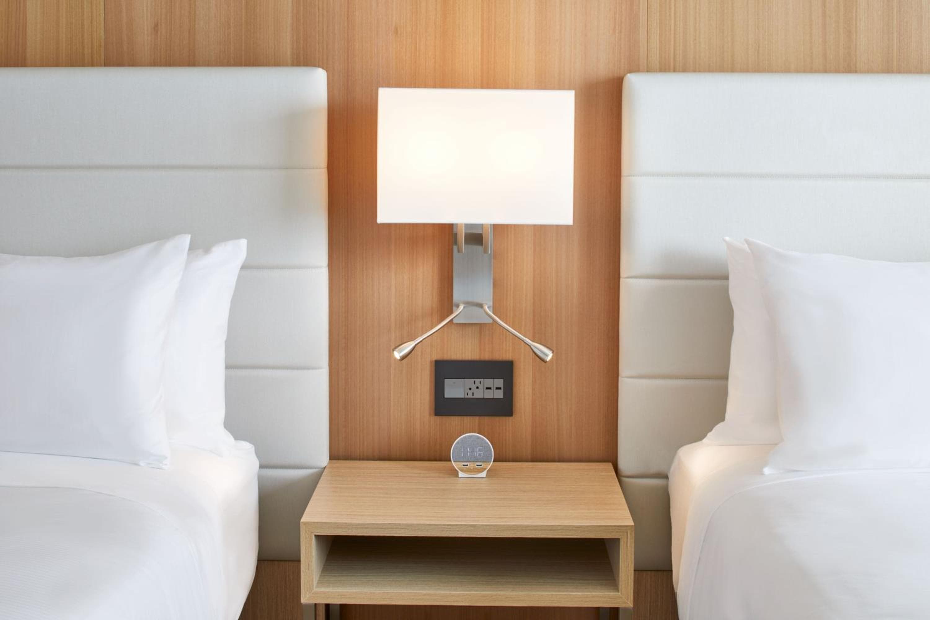 AC Hotel von Marriott Fort Lauderdale Beach — 24