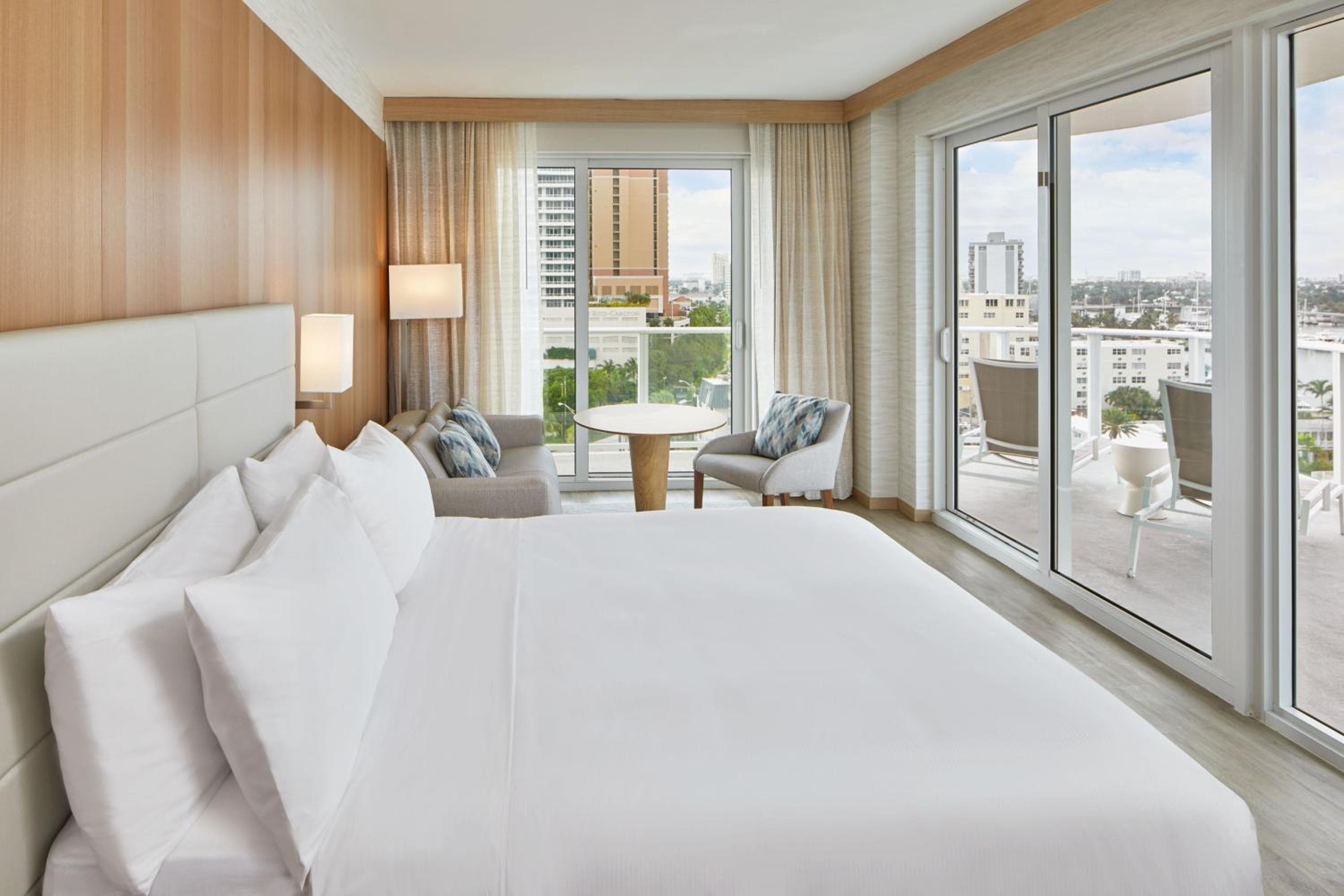 AC Hotel von Marriott Fort Lauderdale Beach — 26