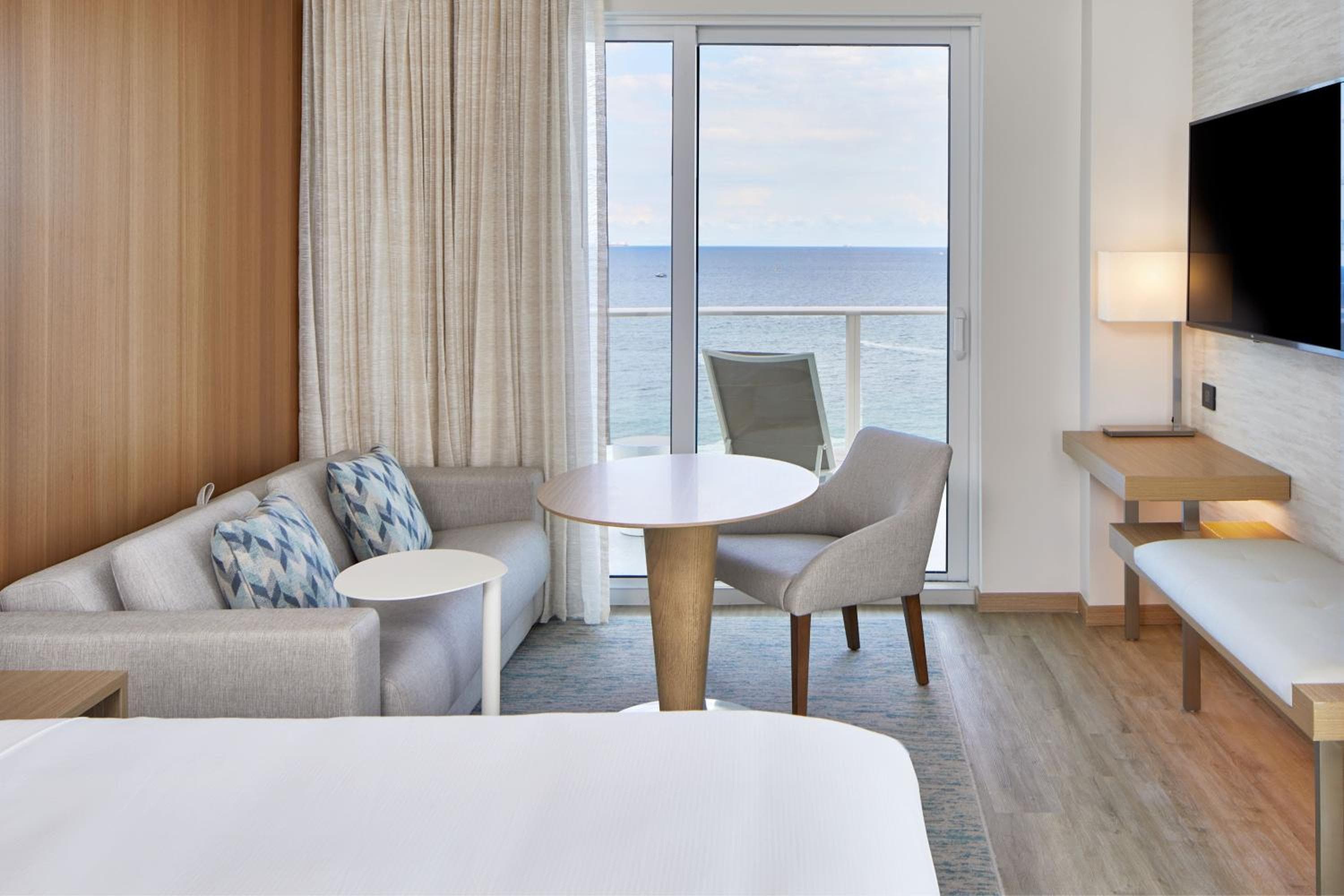 AC Hotel von Marriott Fort Lauderdale Beach — 28