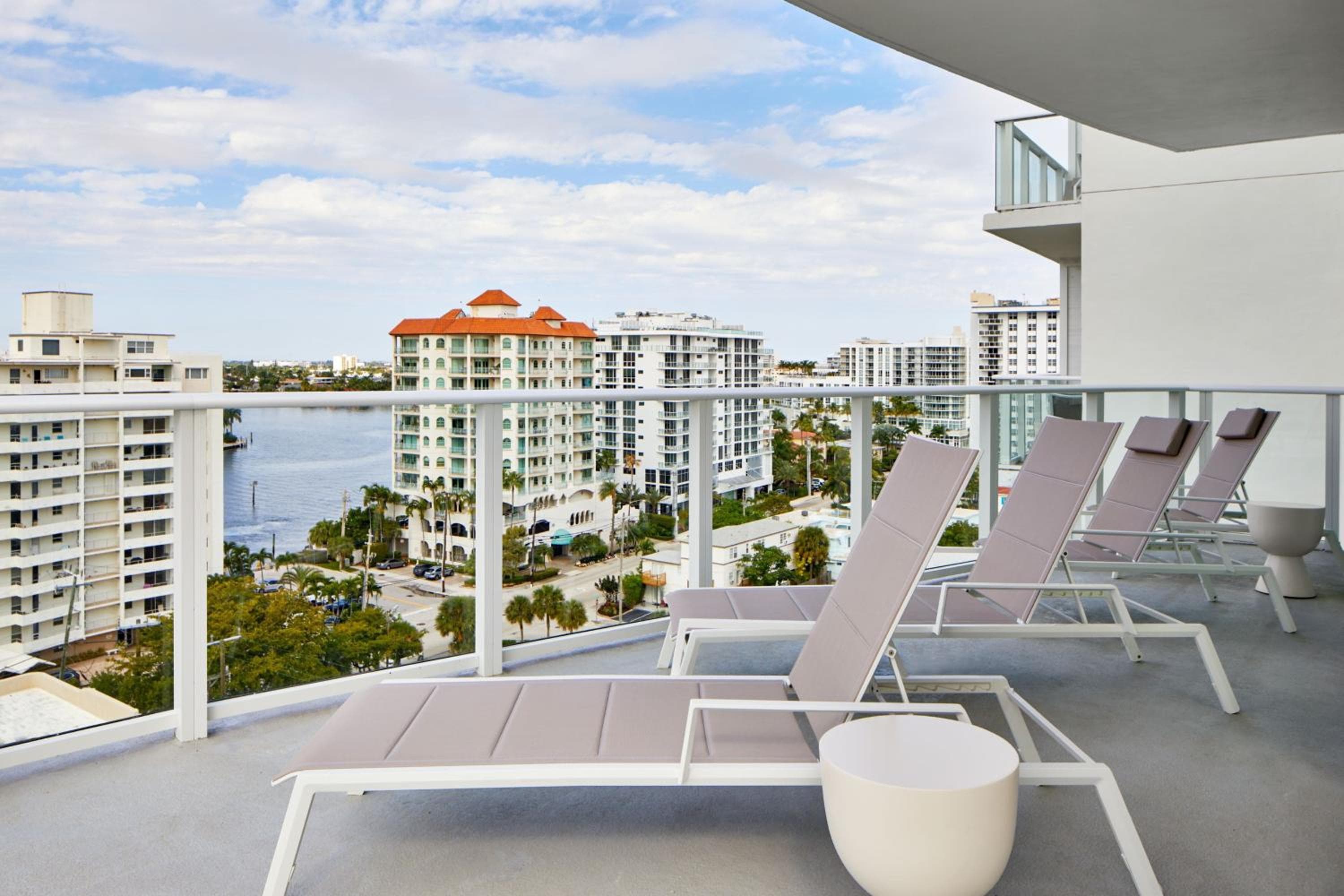AC Hotel von Marriott Fort Lauderdale Beach — 30