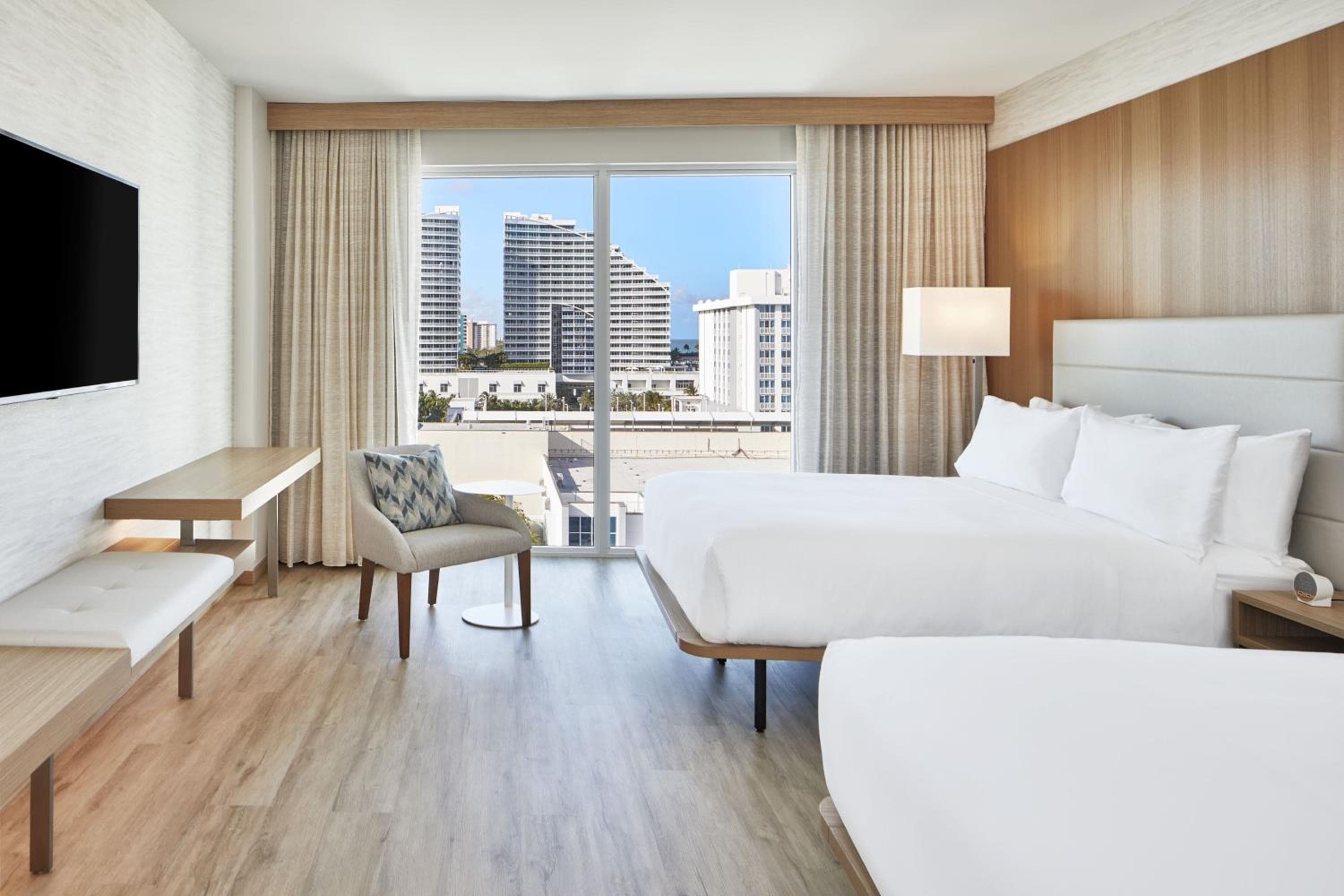 AC Hotel von Marriott Fort Lauderdale Beach — 13