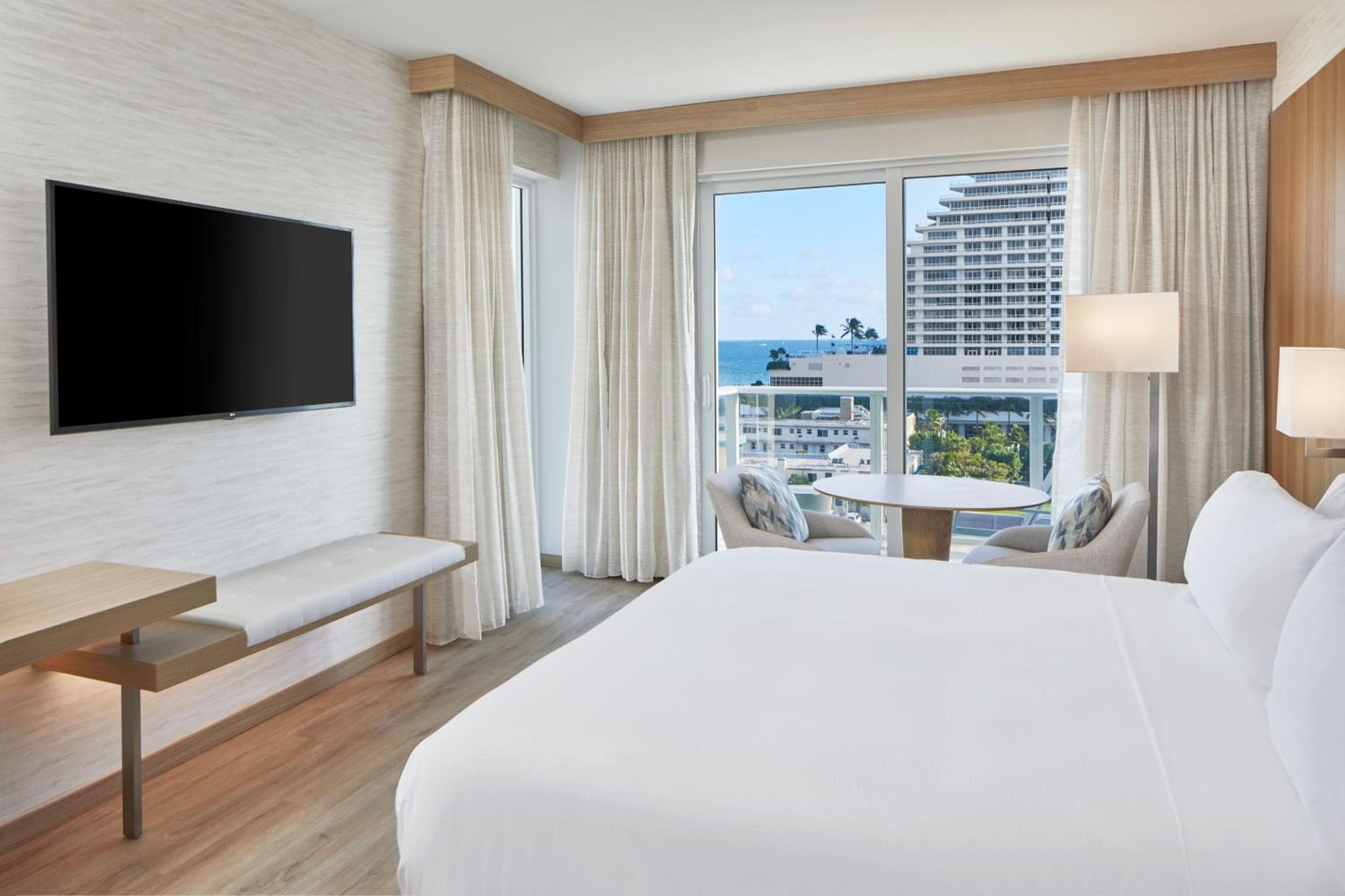 AC Hotel von Marriott Fort Lauderdale Beach — 17
