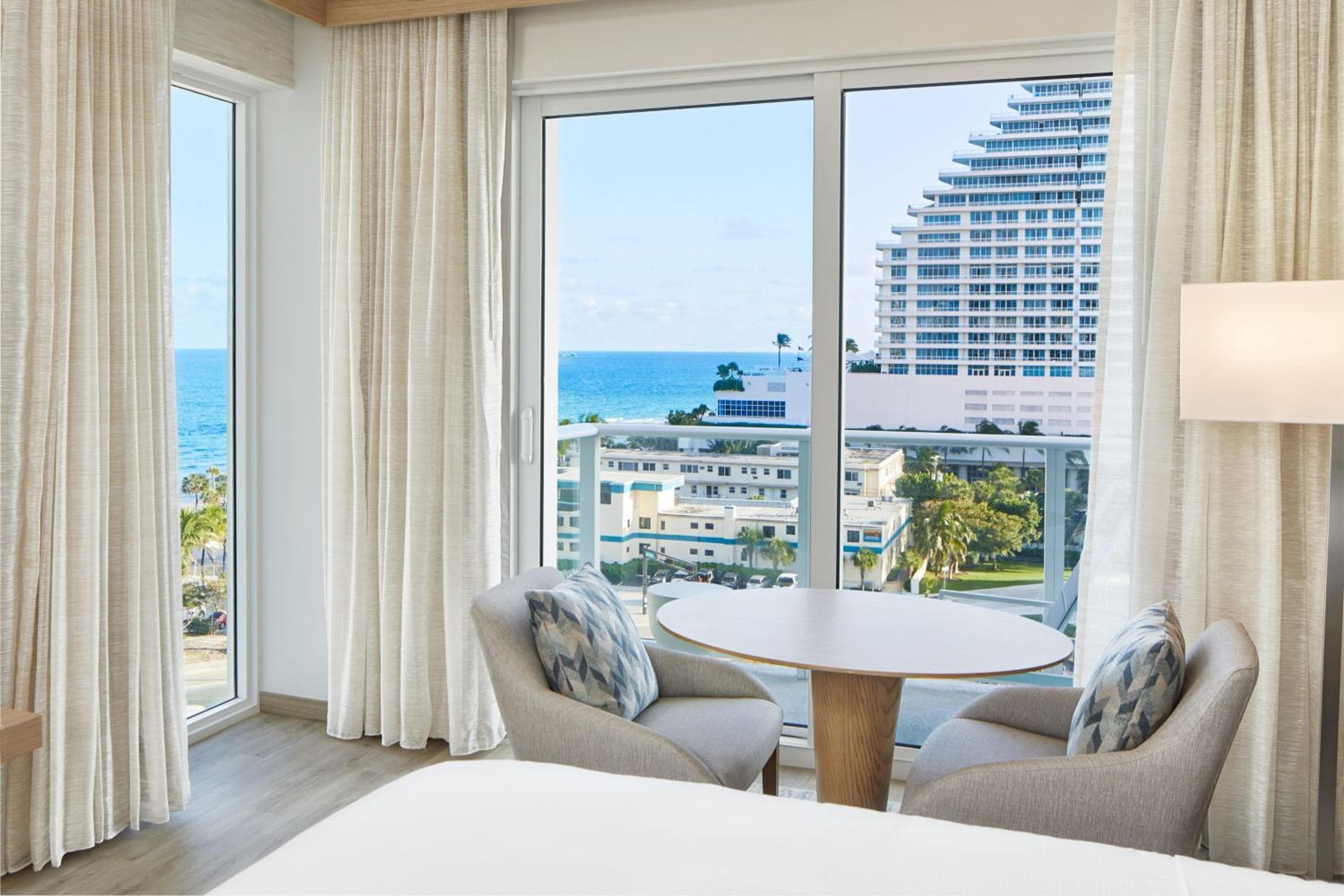 AC Hotel von Marriott Fort Lauderdale Beach — 18