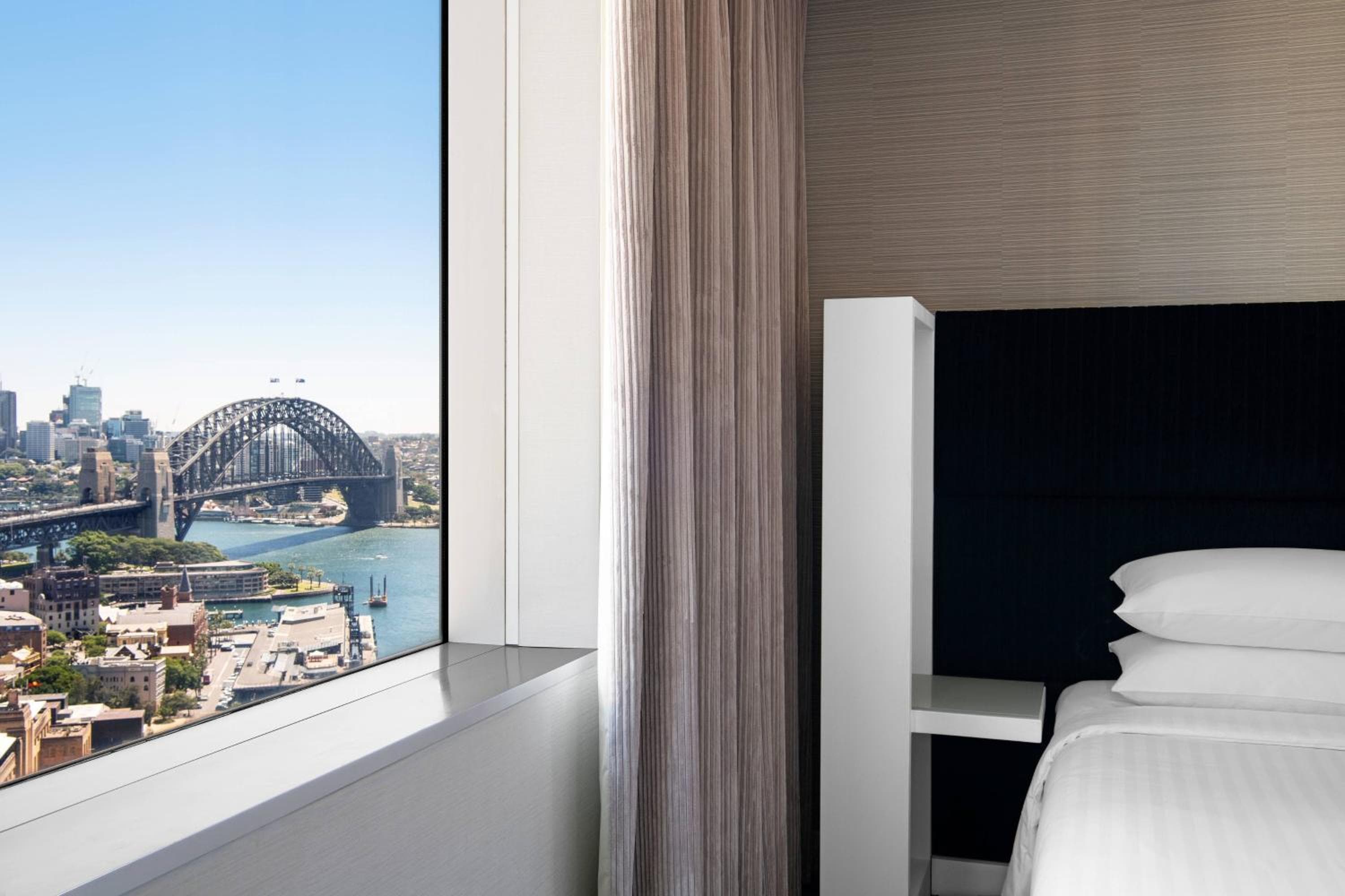 Sydney Harbour Marriott Hotel at Circular Quay hotel, 30 Pitt Street, Sydney, Australia — photo 11