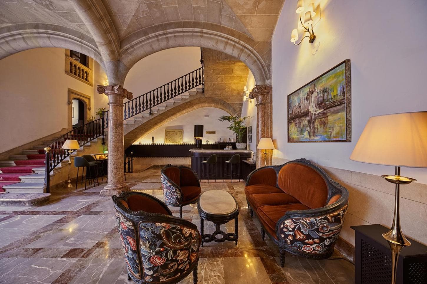 Hotel Born — 2