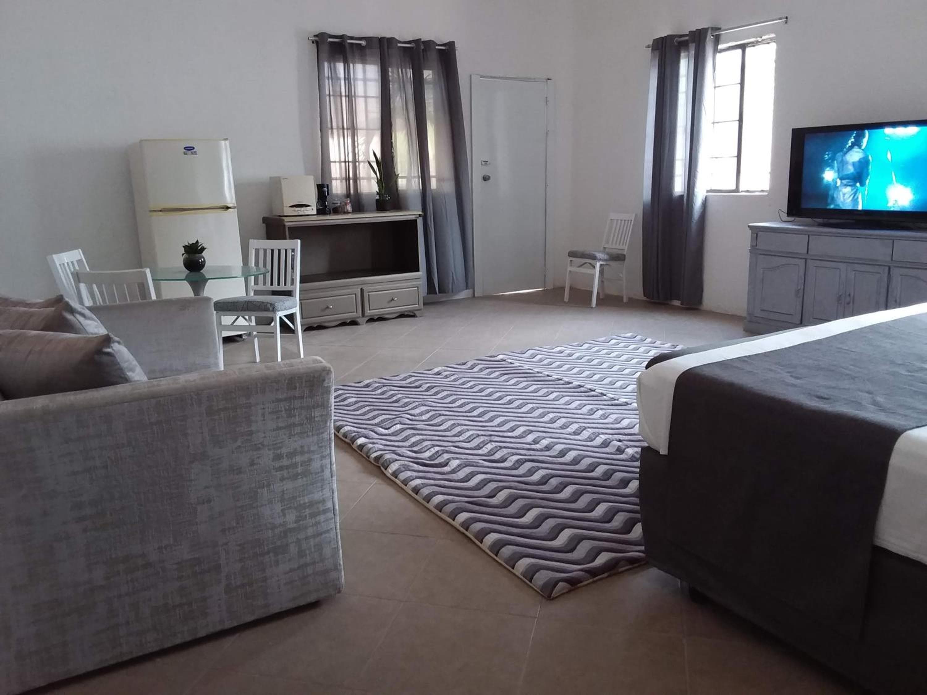 Junior suite Privada 7 min del Aeropuerto — 11