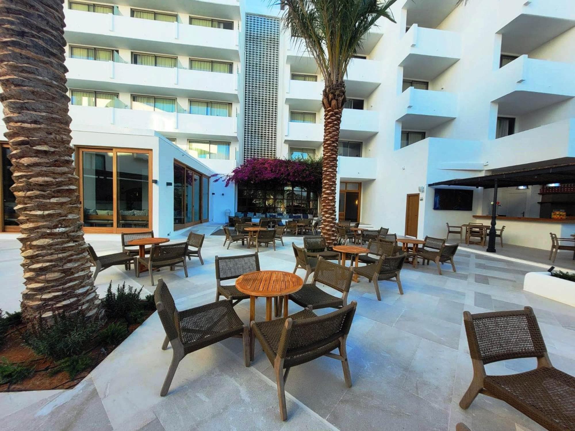 Hotel Tres Torres — 24