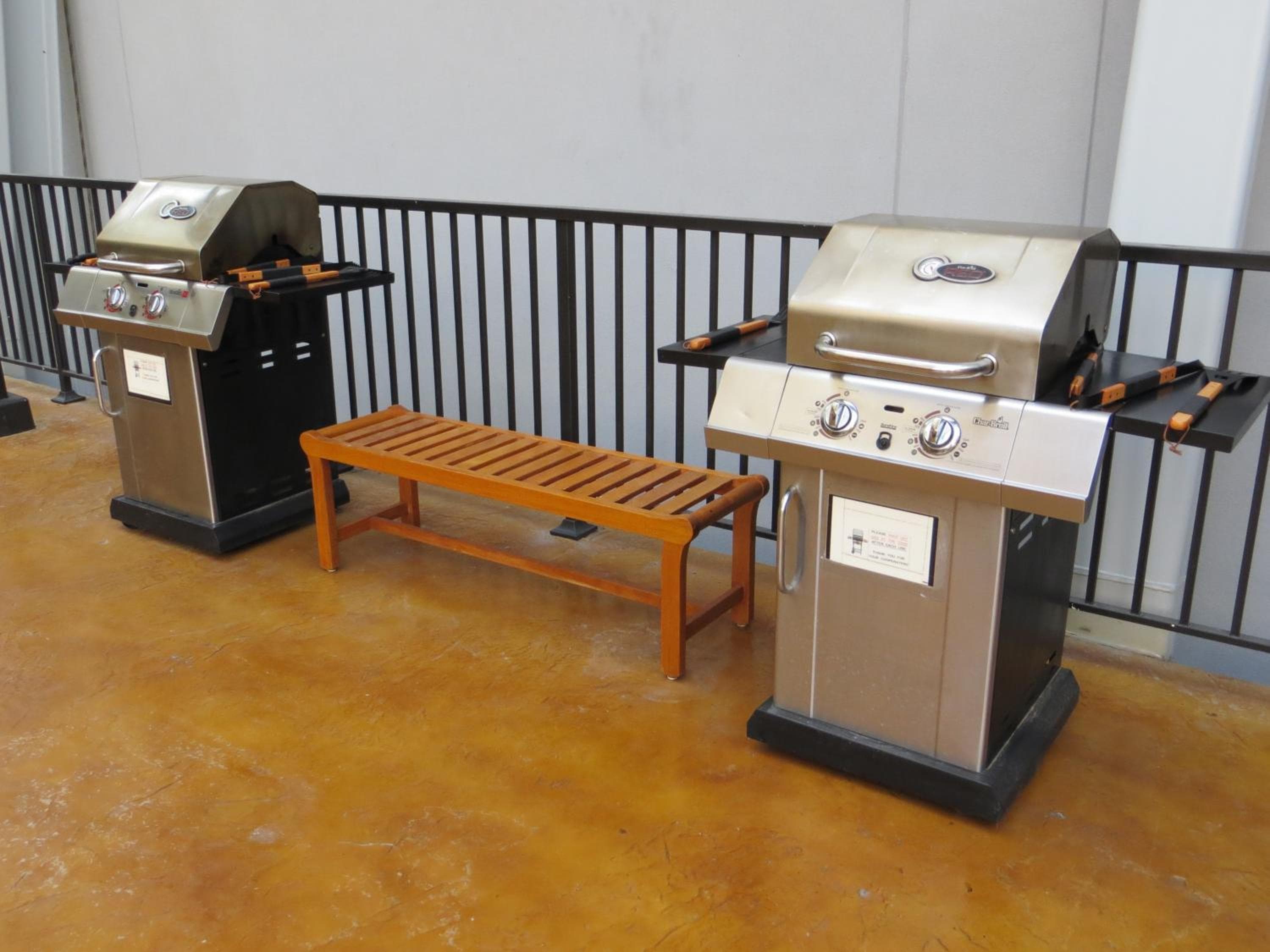 Jockey Resort Suites Center Strip — 17
