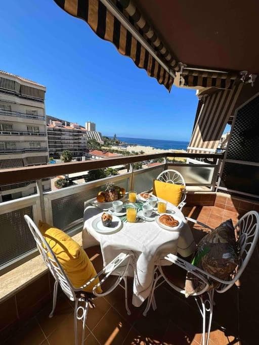 Vista al mar - Piscina by VV Canary Ocean Homes — 1