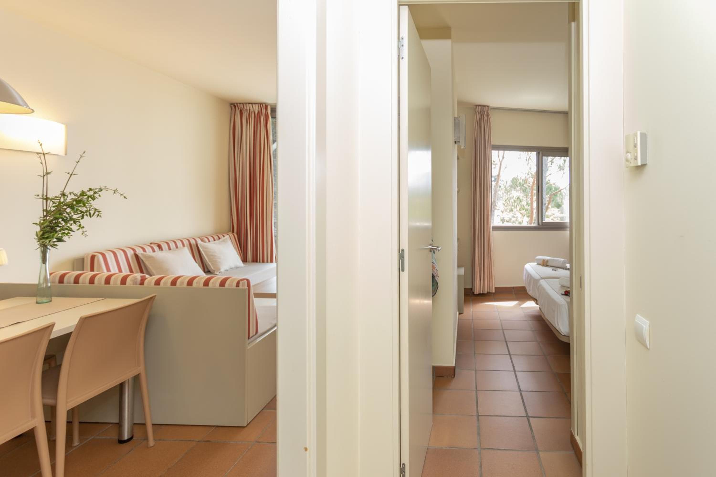 Aparthotel Ciutat de Palol — 5
