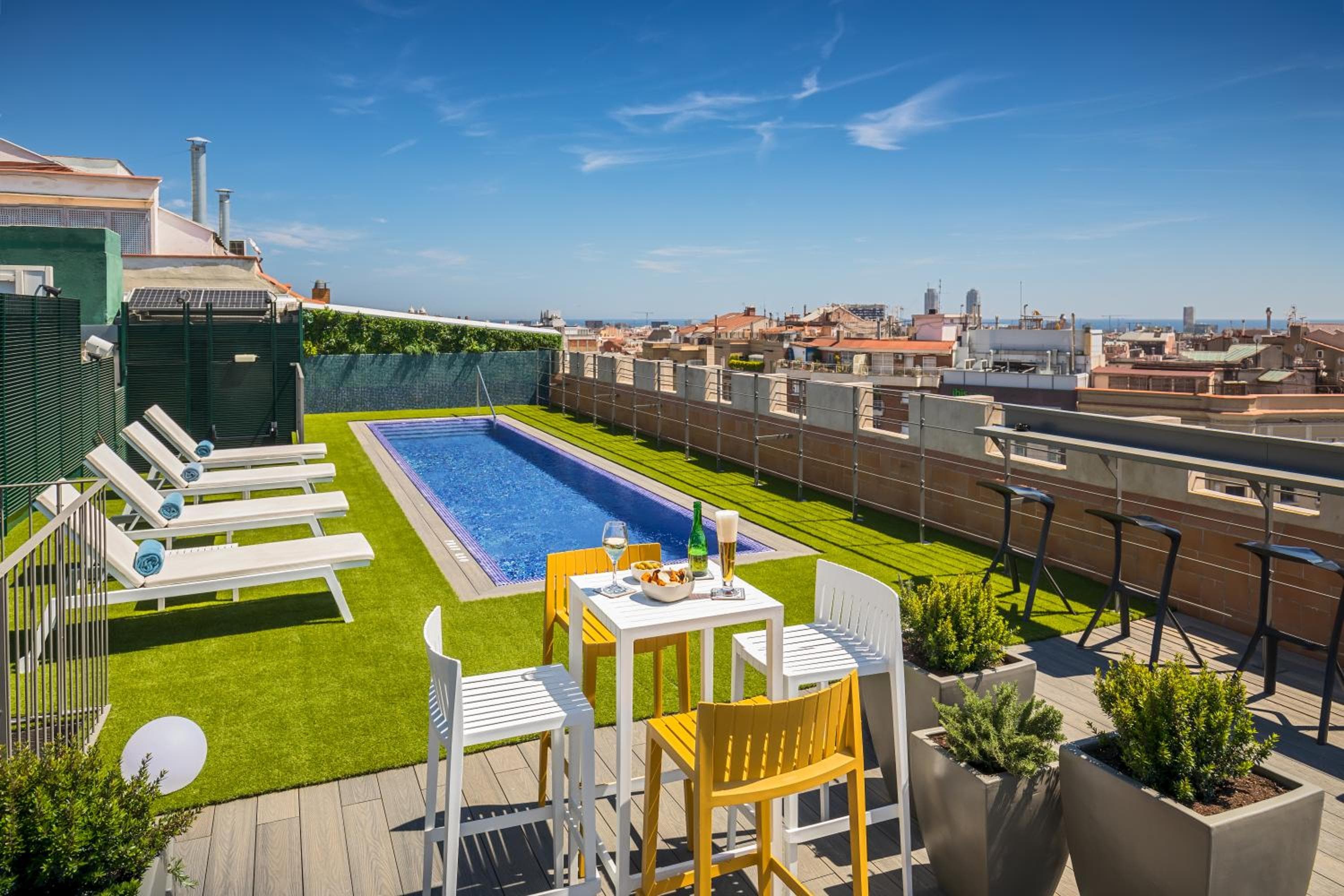 Occidental Diagonal 414 — 30