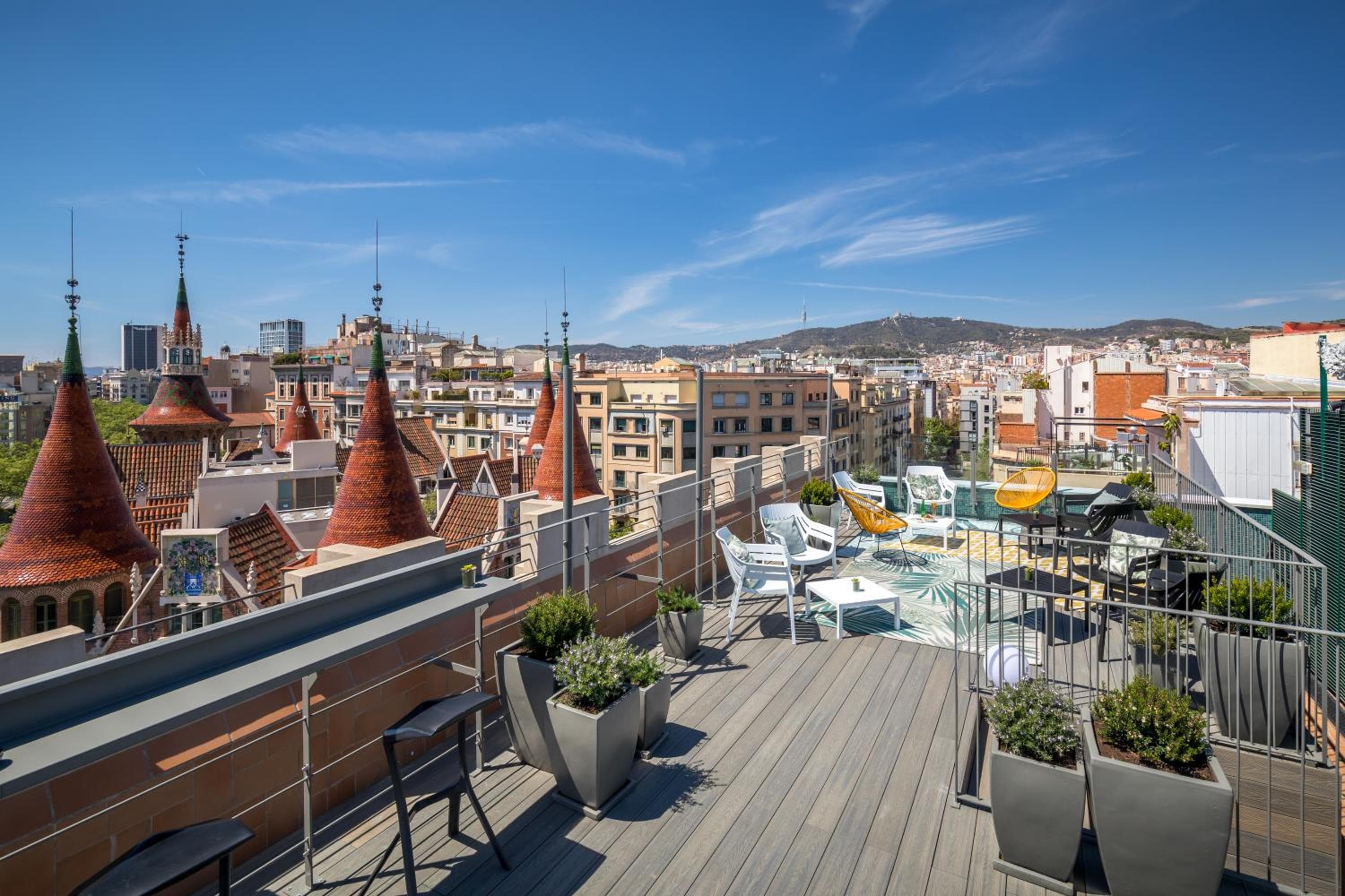 Occidental Diagonal 414 — 17