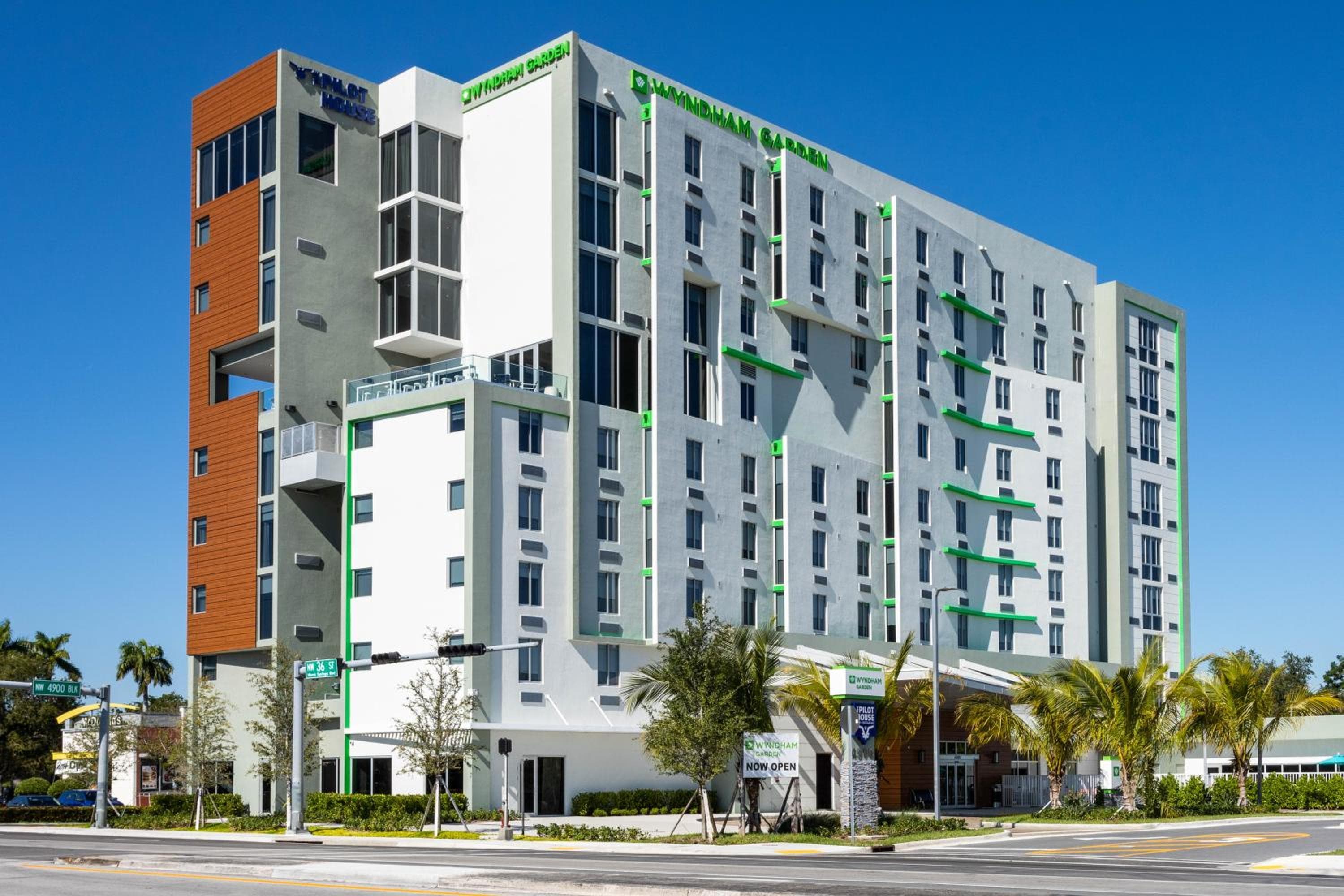 Wyndham Garden Aeropuerto Internacional de Miami — 1