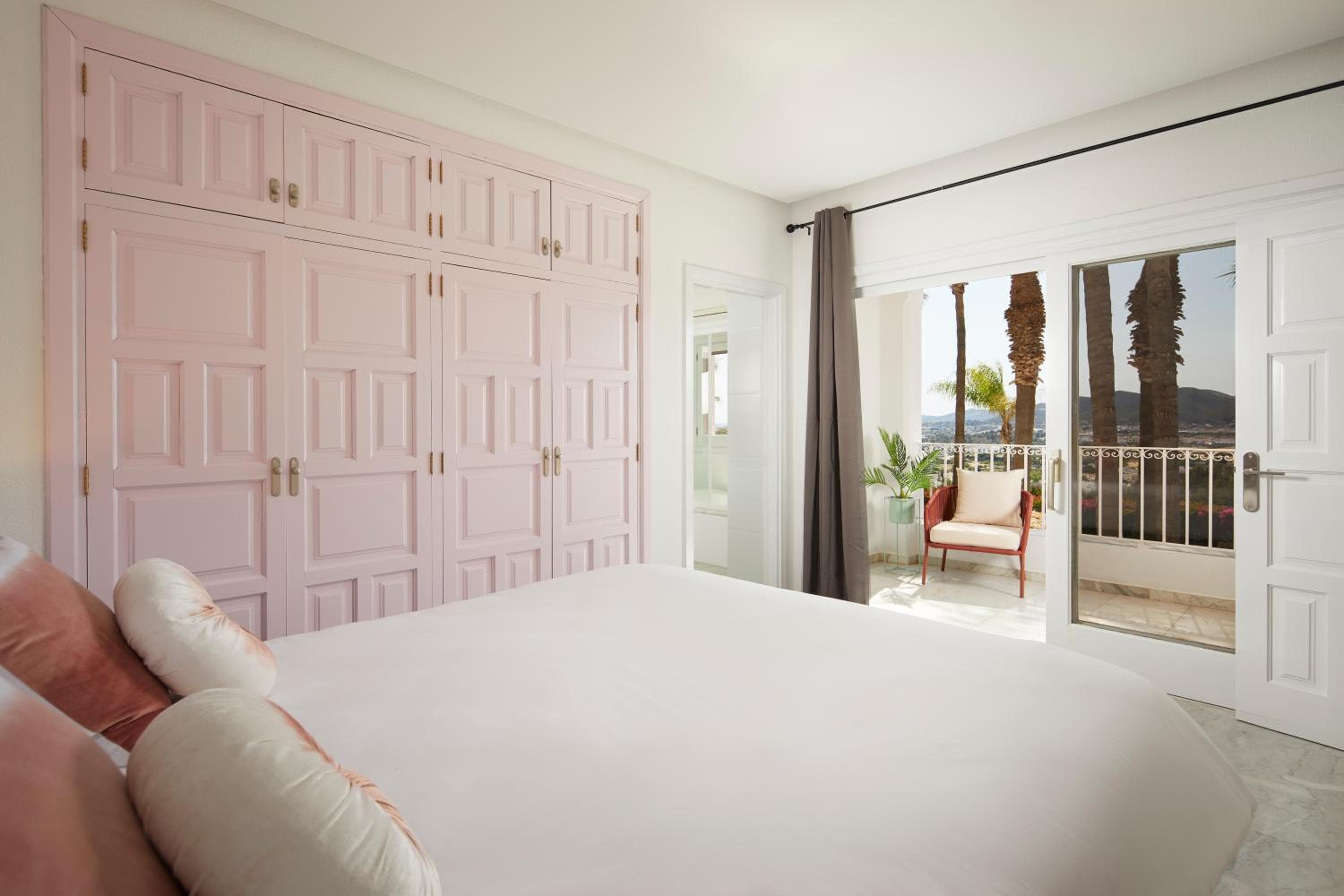 Villa Carolina — 25