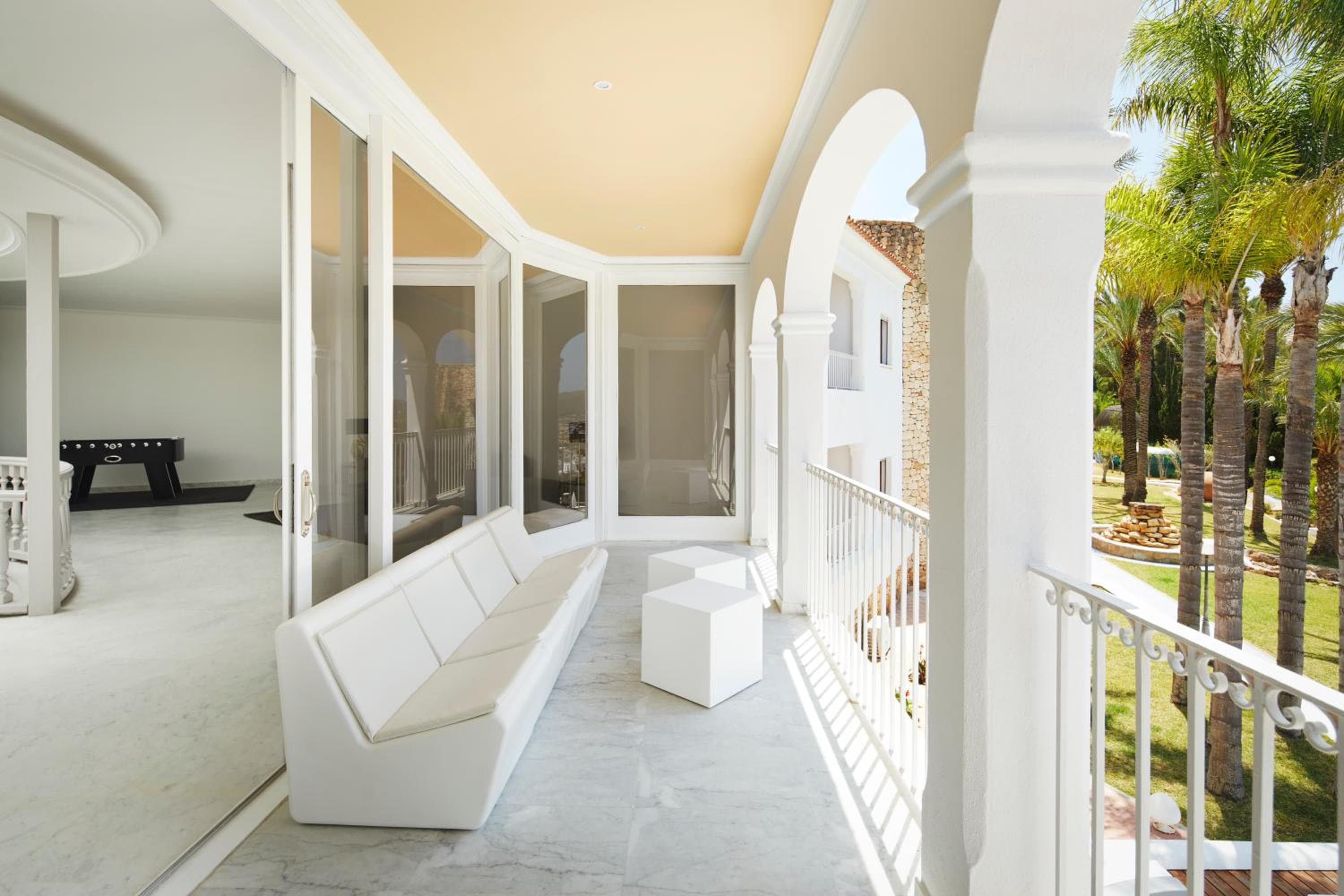 Villa Carolina — 14