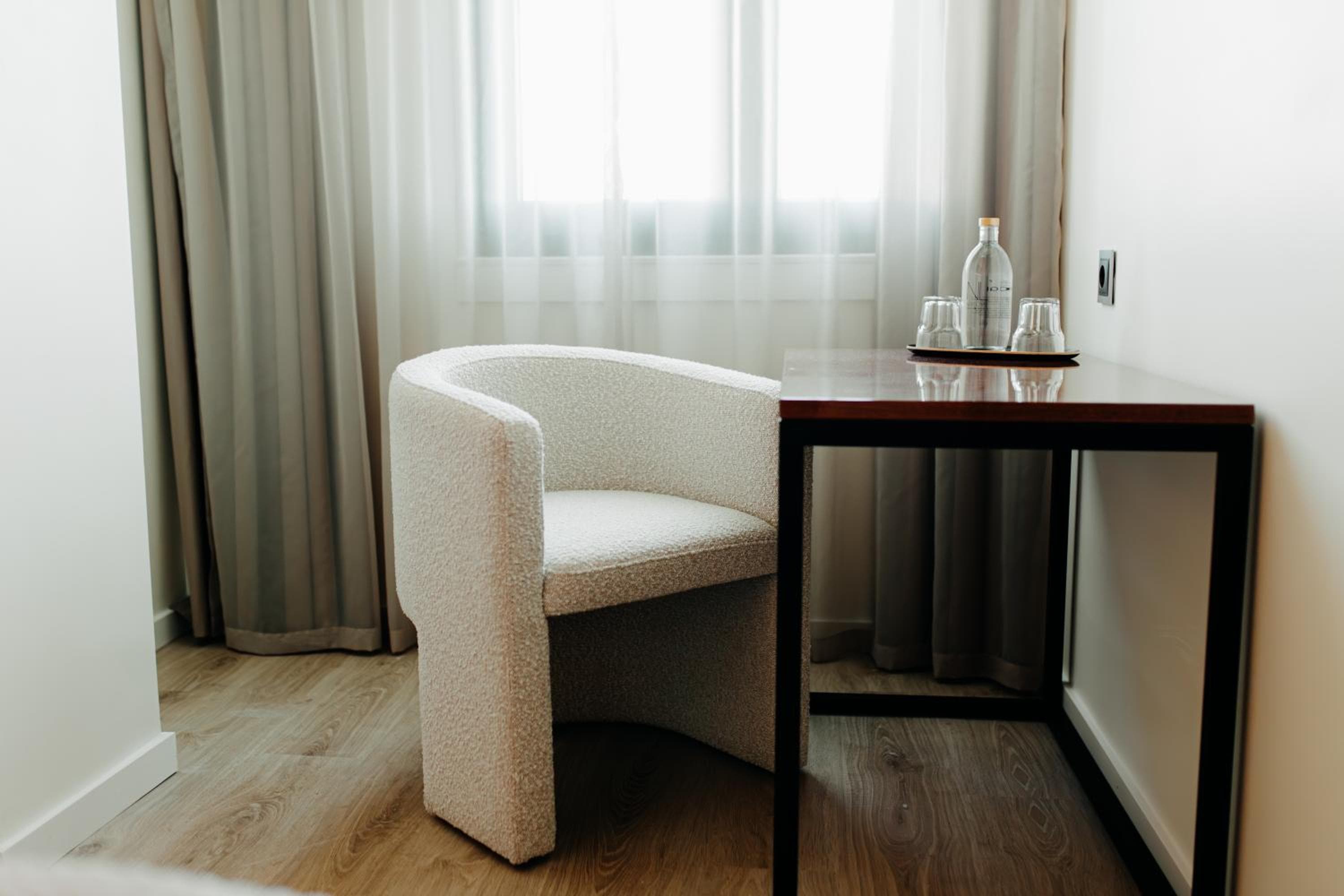 Hoteles Premium de Siguiente Nivel — 27