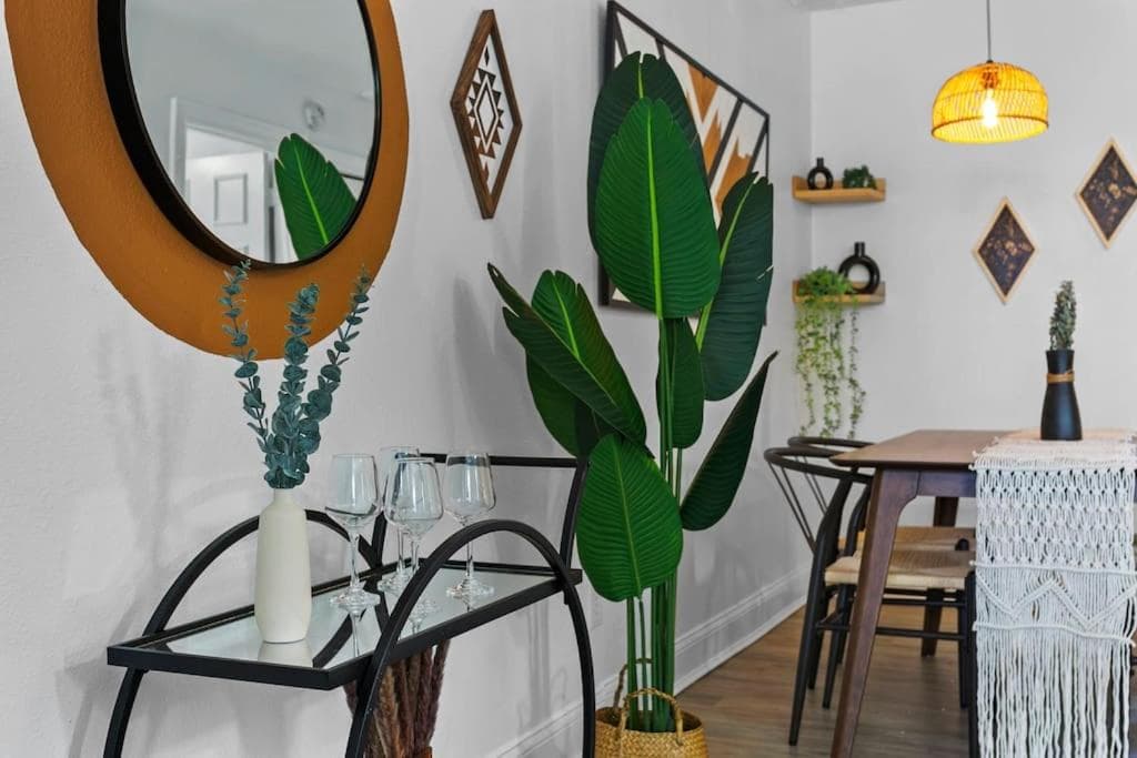 ¡Apartamento inspirado en Boho en el corazón de Tampa Bay! — 7