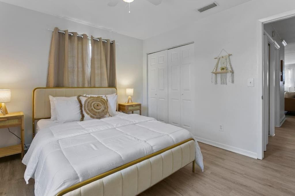 ¡Apartamento inspirado en Boho en el corazón de Tampa Bay! — 9