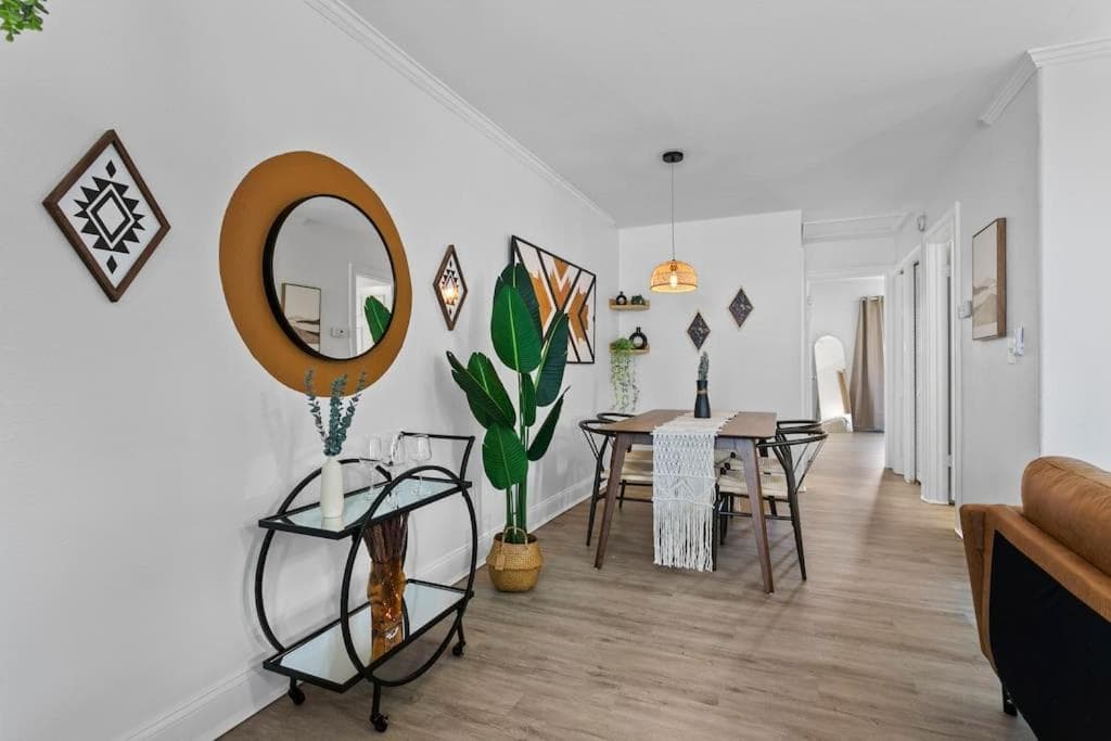 ¡Apartamento inspirado en Boho en el corazón de Tampa Bay! — 10