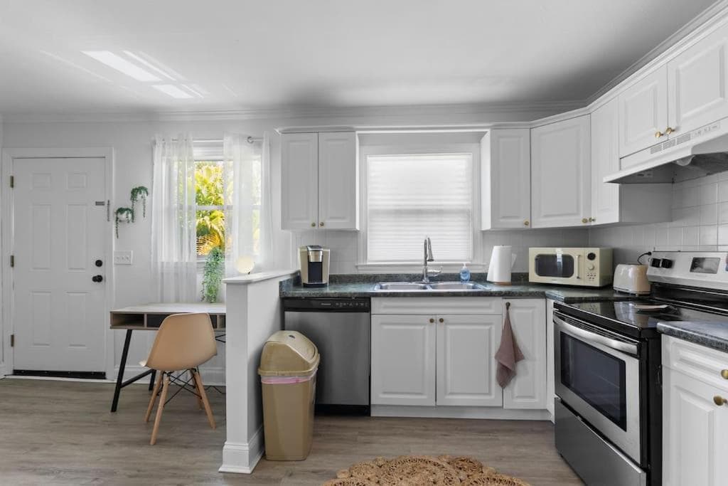 ¡Apartamento inspirado en Boho en el corazón de Tampa Bay! — 15