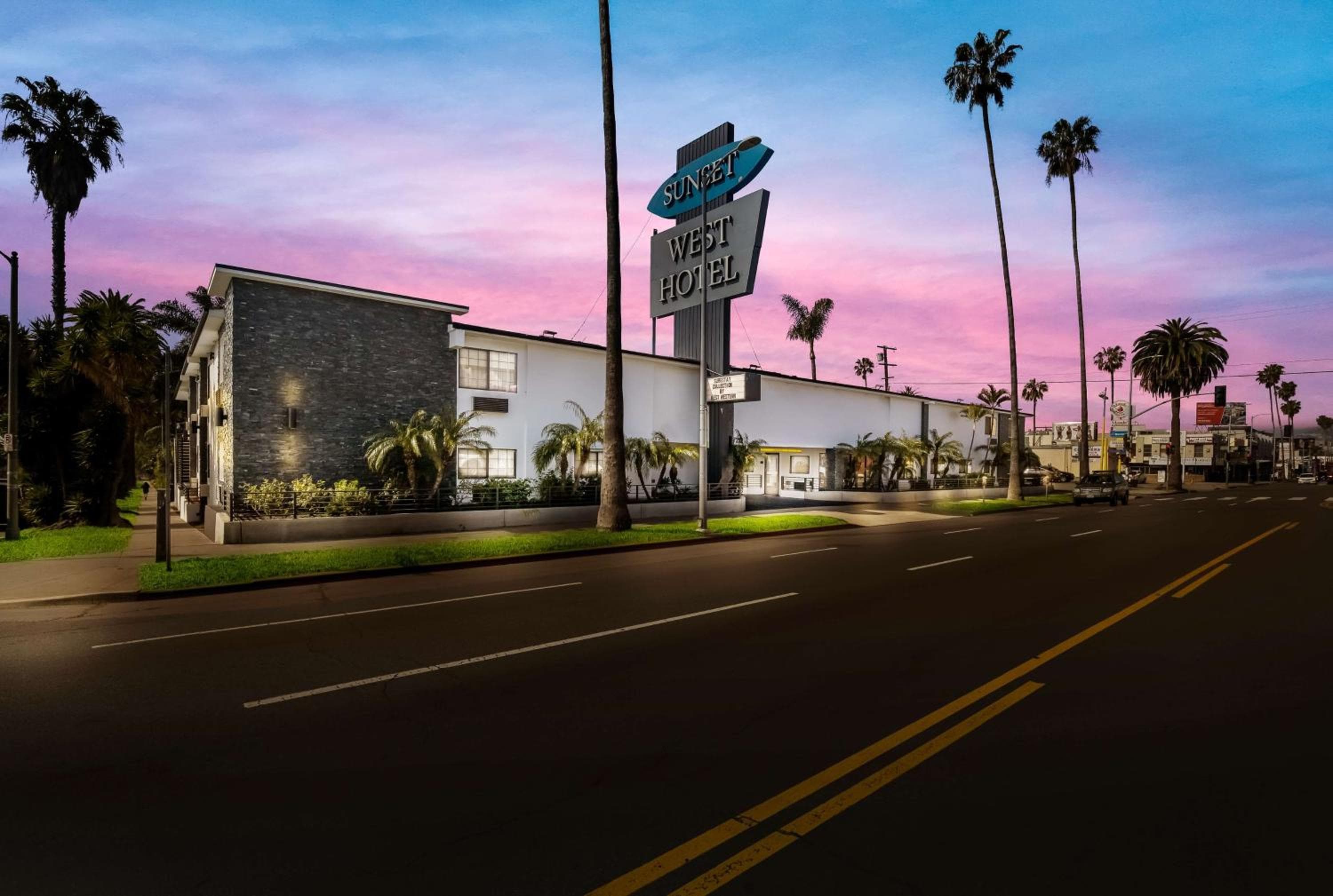Sunset West Hotel, colección SureStay de Best Western — 1