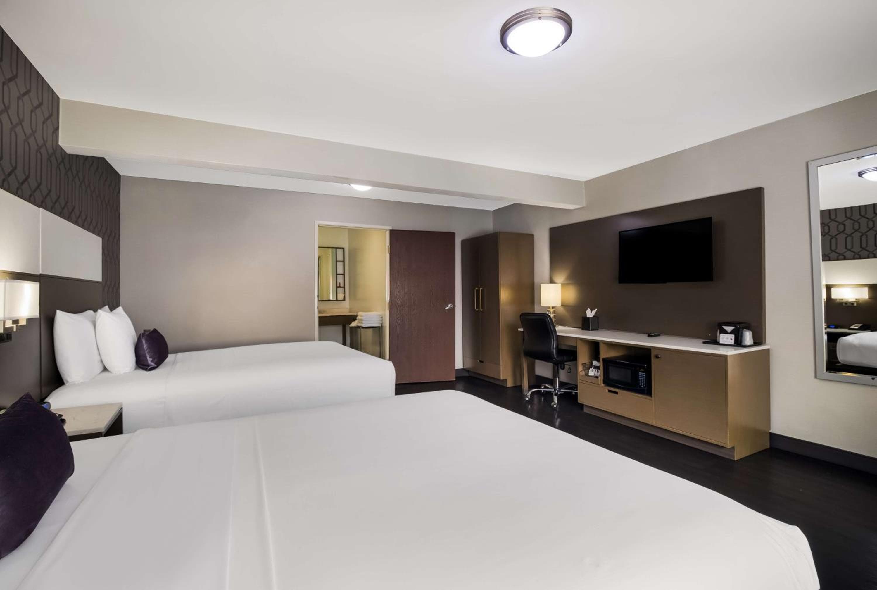 Sunset West Hotel, colección SureStay de Best Western — 10