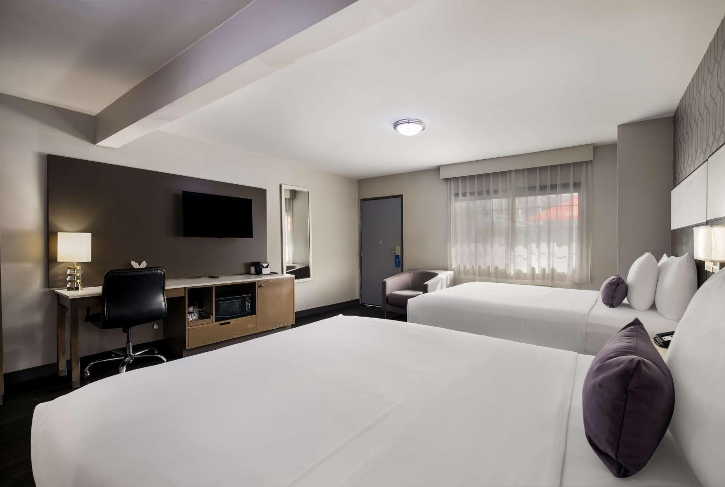 Sunset West Hotel, colección SureStay de Best Western — 11