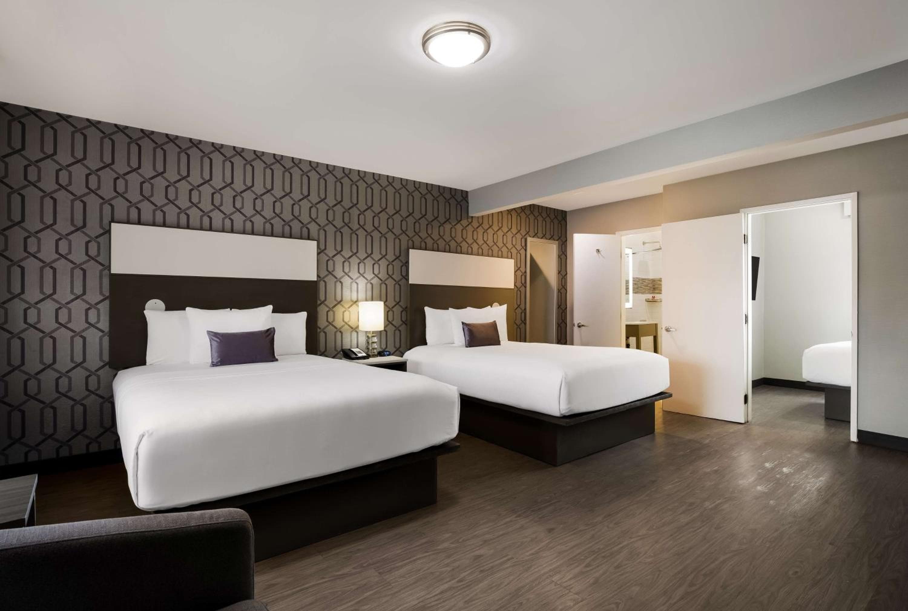 Sunset West Hotel, colección SureStay de Best Western — 28