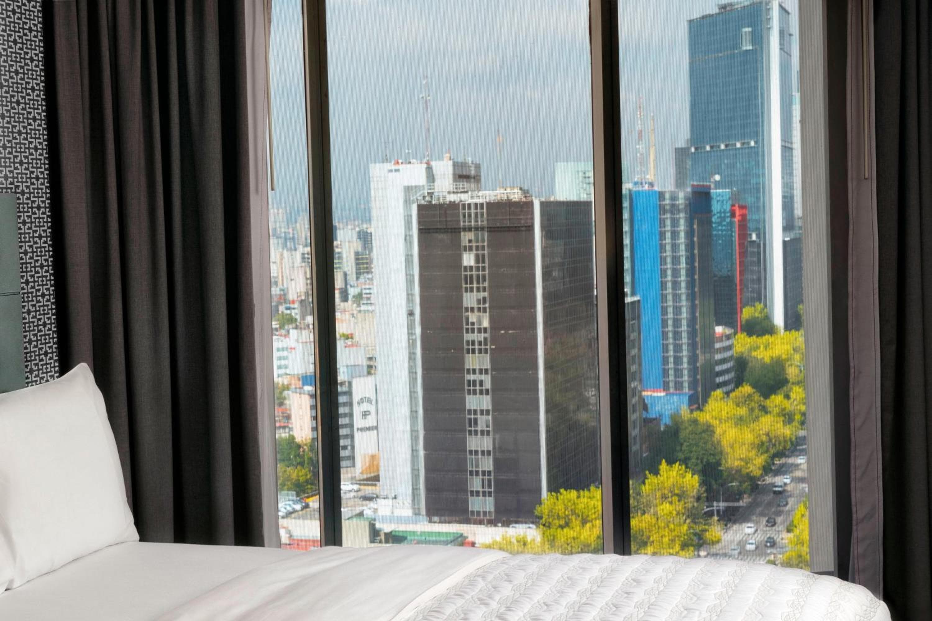 Le Méridien Mexico City Reforma — 16