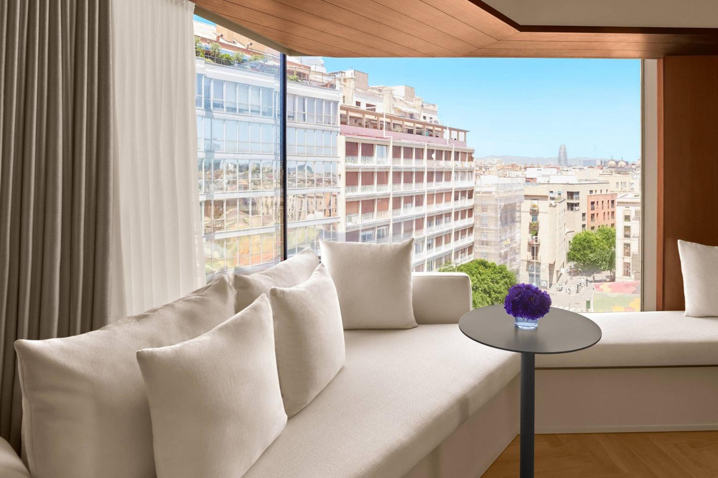 The Barcelona EDITION — 3