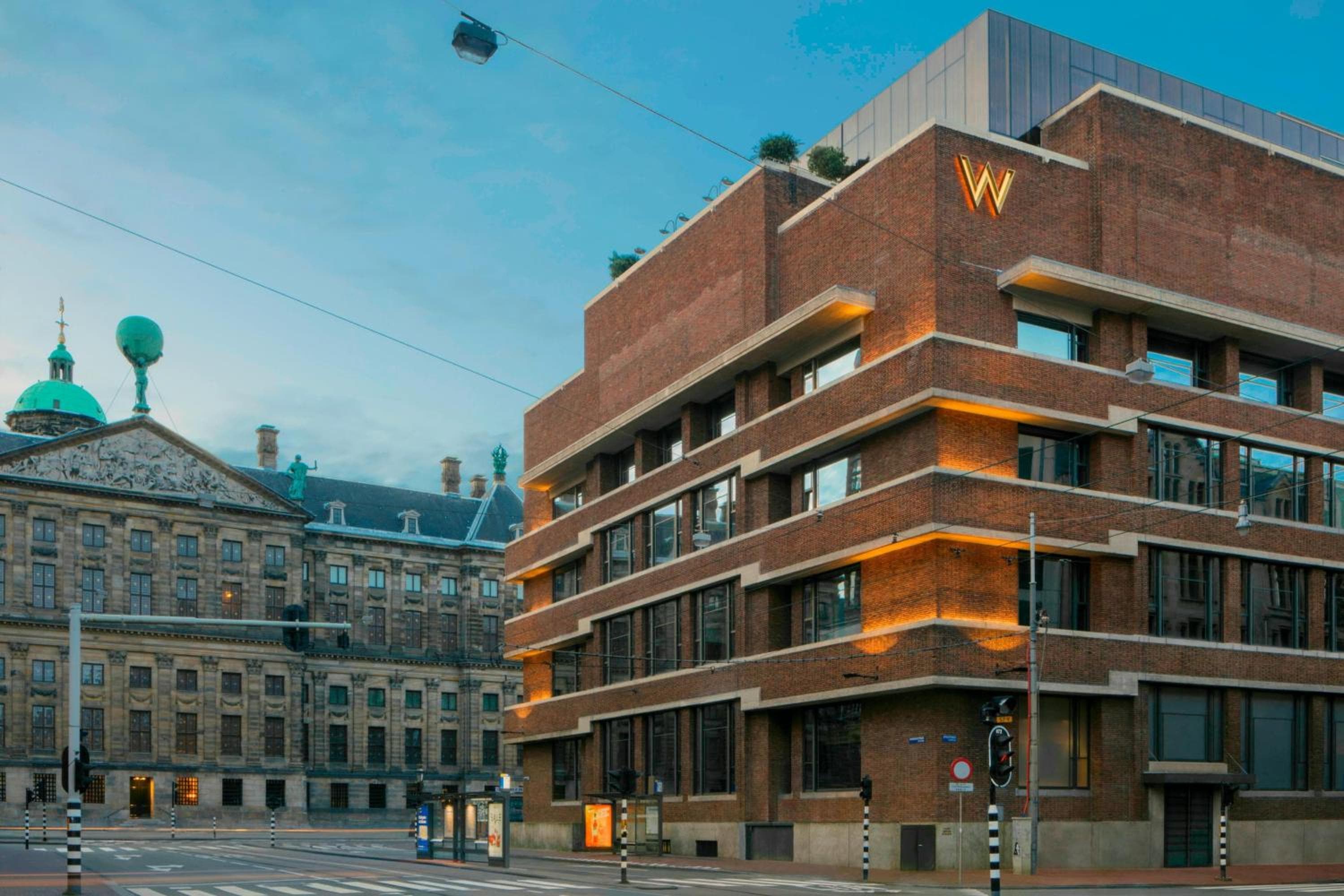 Ad Amsterdam — 10