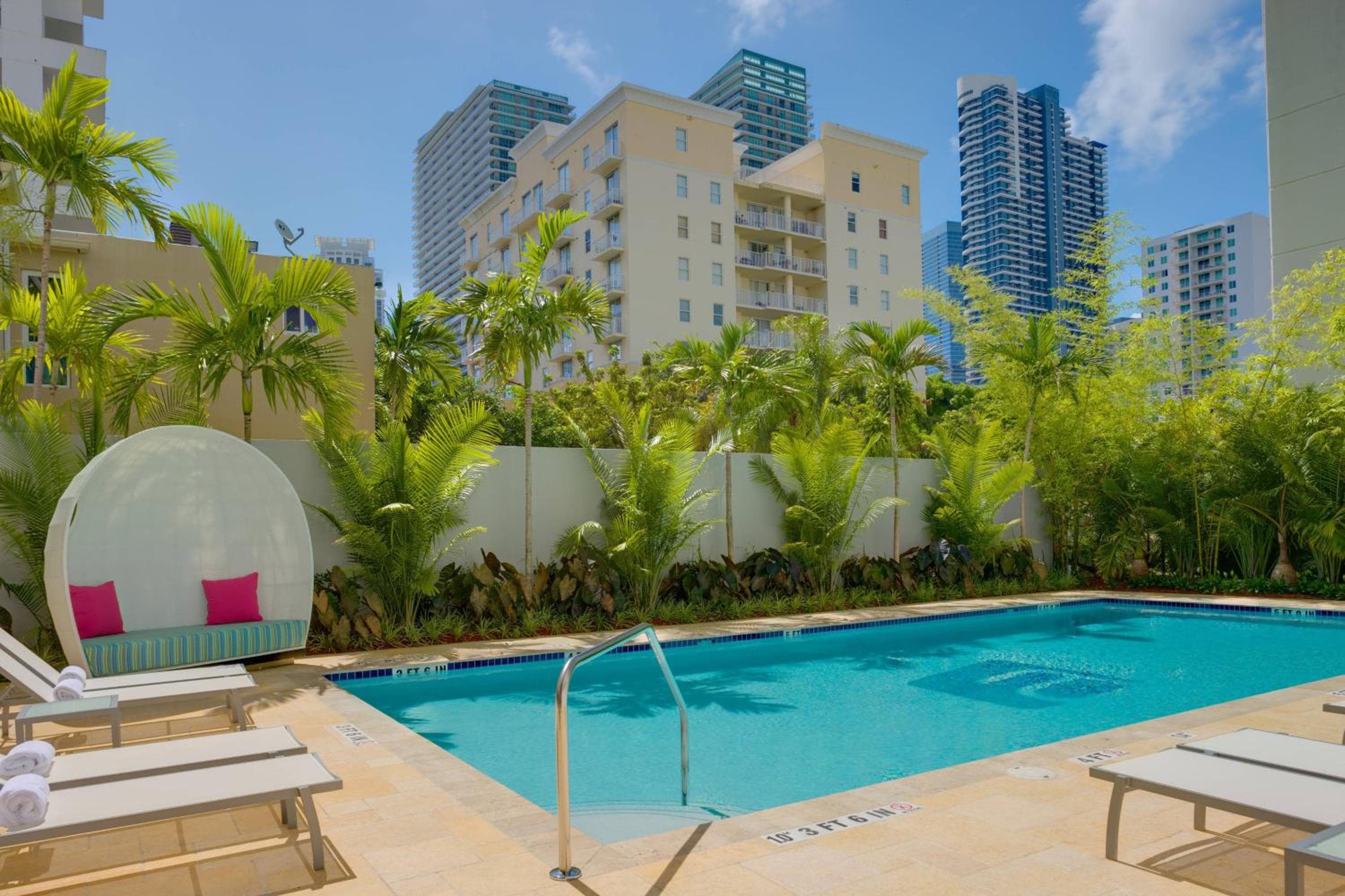Aloft Miami Brickell — 10