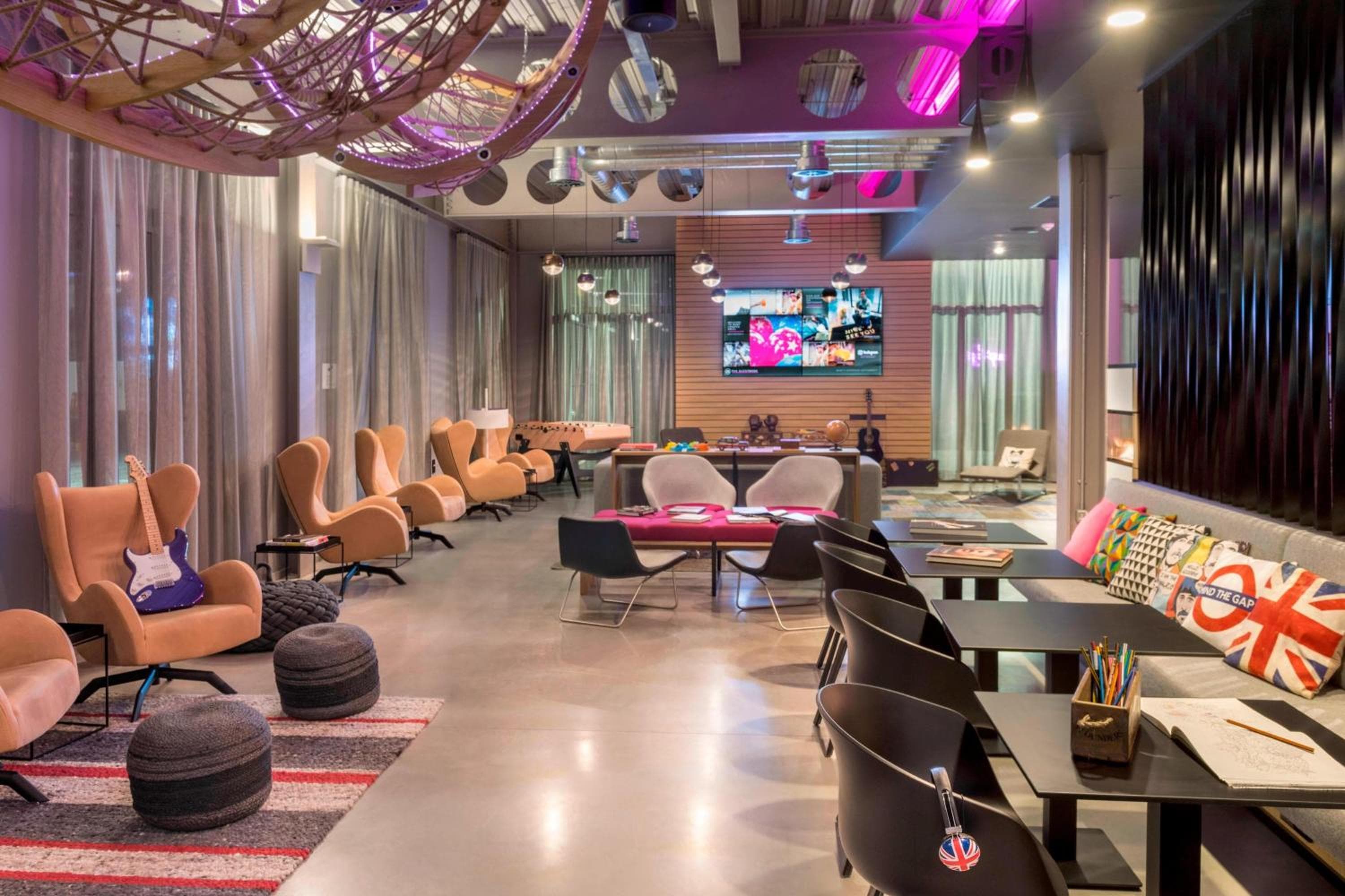 Moxy Londra Excel — 11