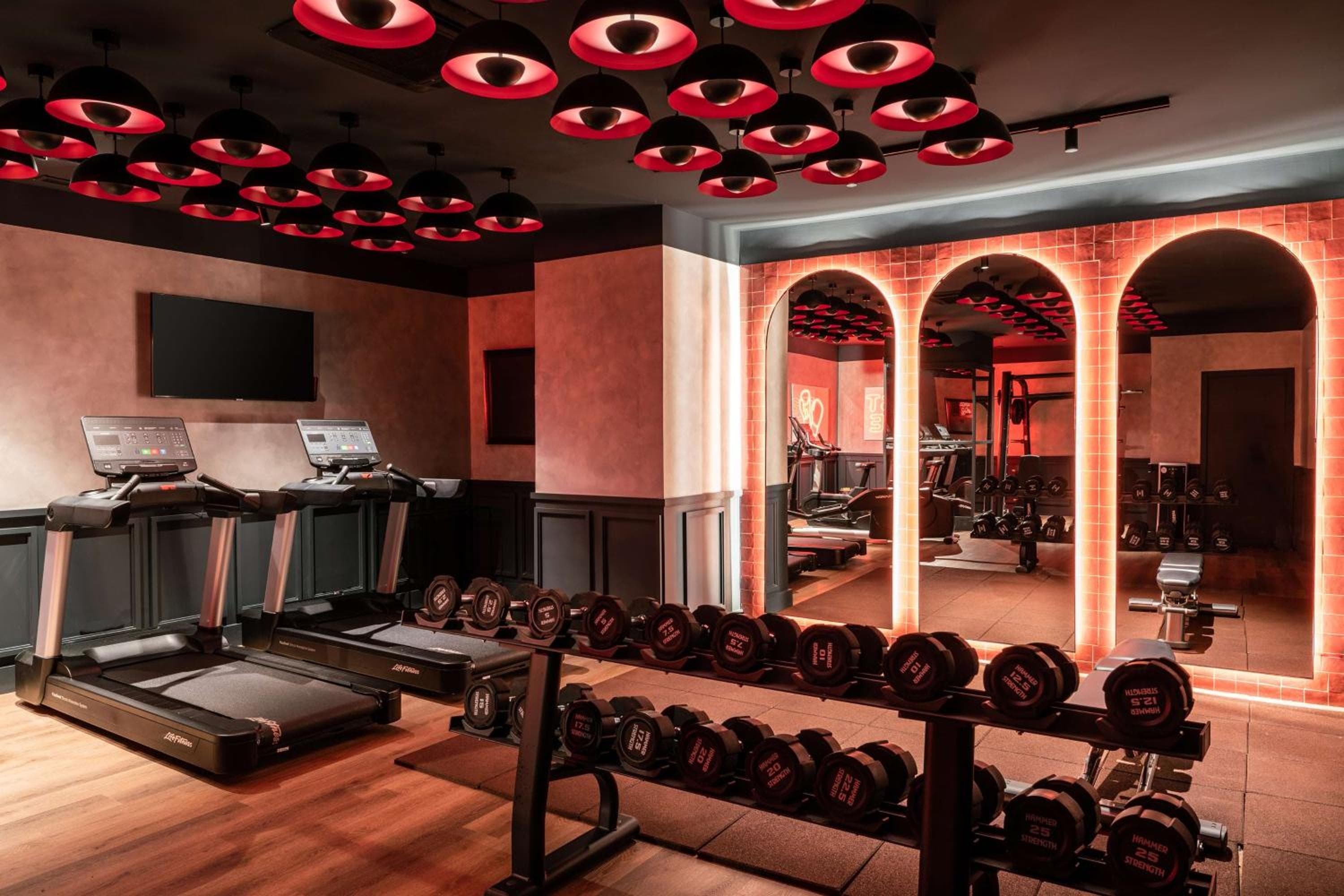 Radisson RED Madrid — 5
