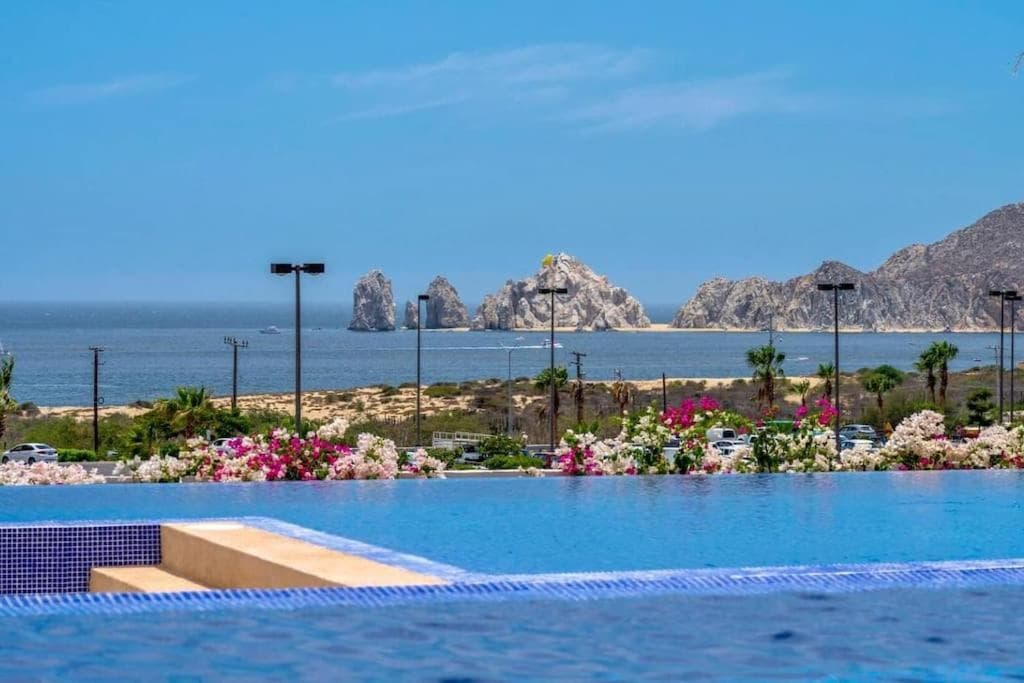 Casa Bonita - Amazing new condo, best view in Cabo! — 22