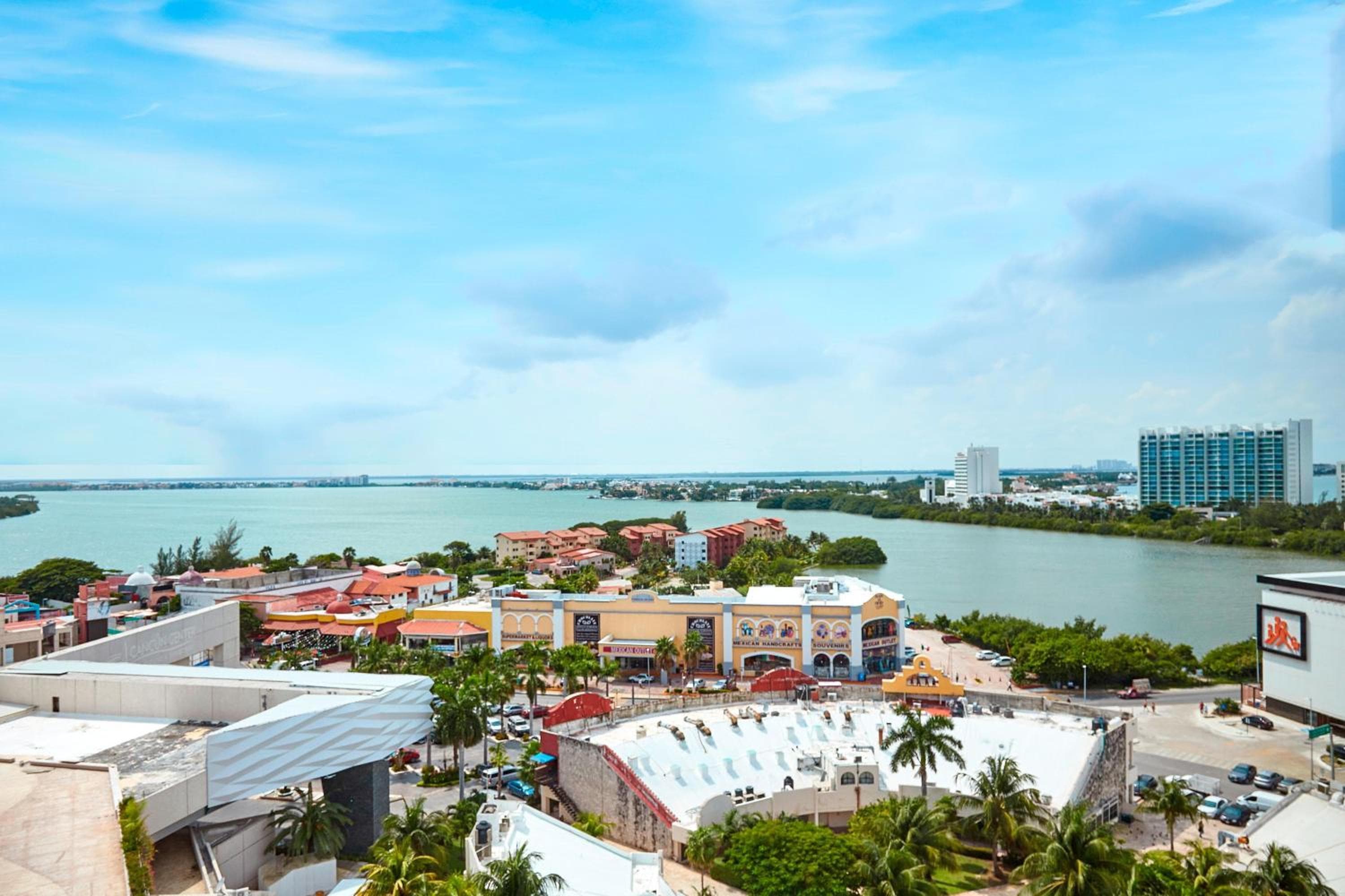 Aloft by Marriott Cancun — 25