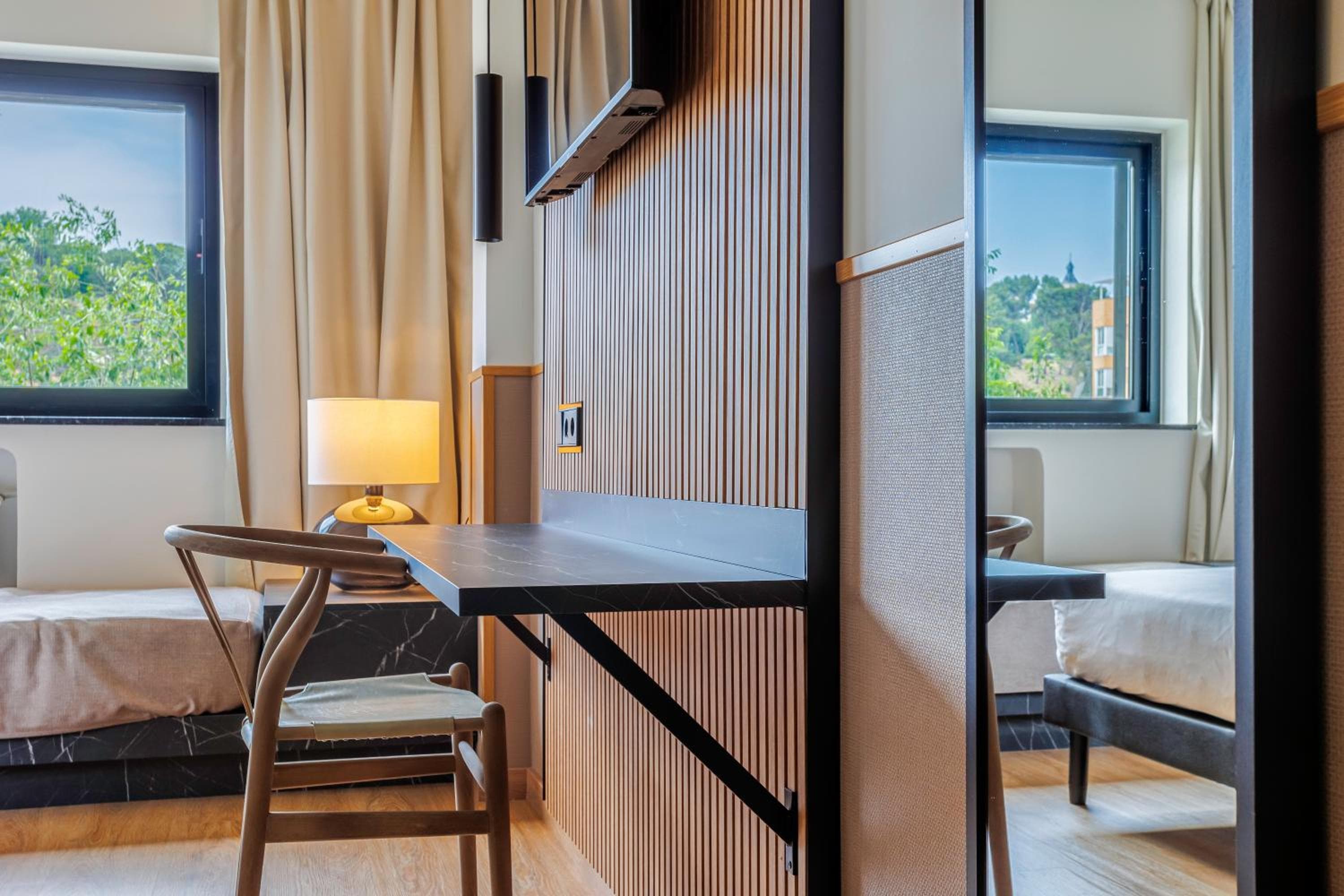 Hotel Acta Madfor — 30