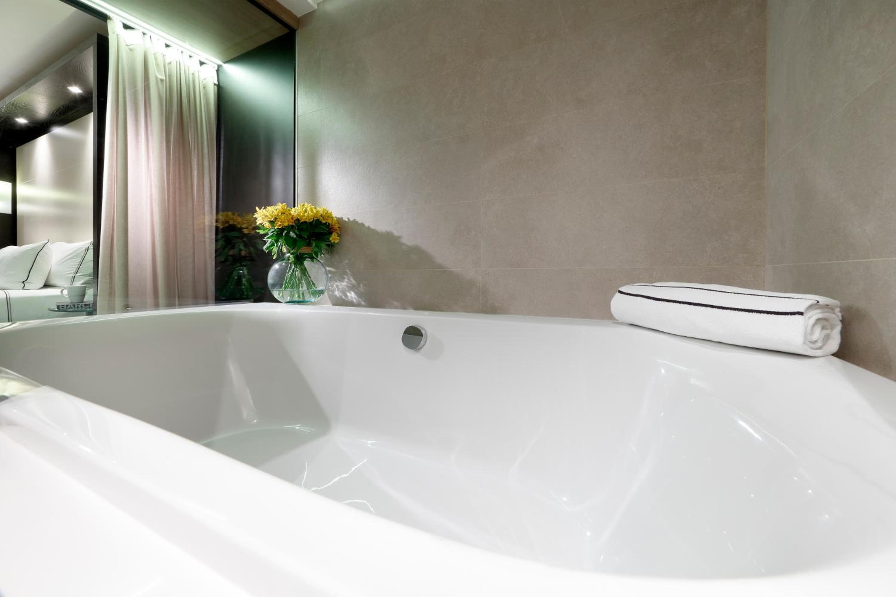 Meliá Barcelona Sarrià — 9