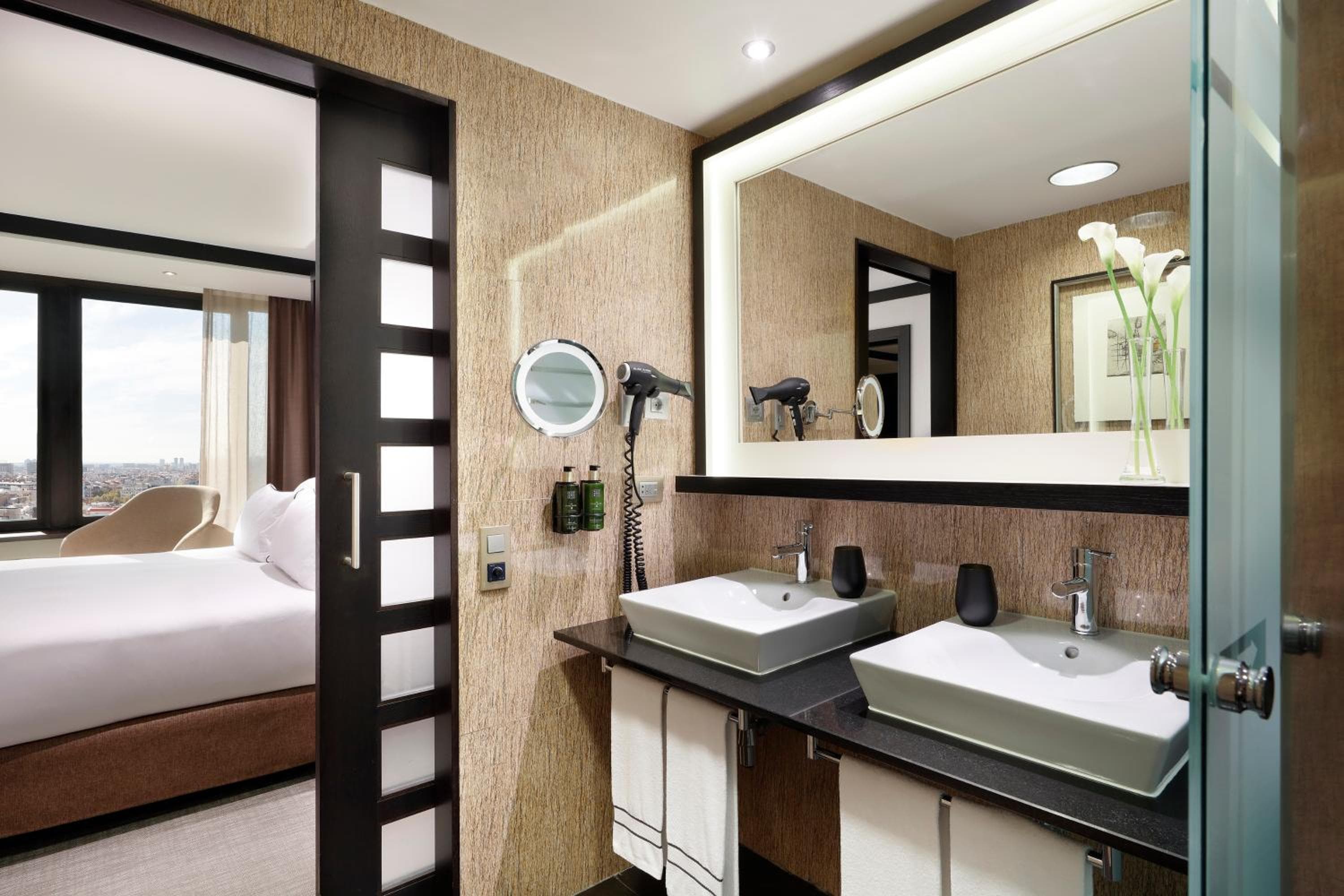 Meliá Barcelona Sarrià — 12