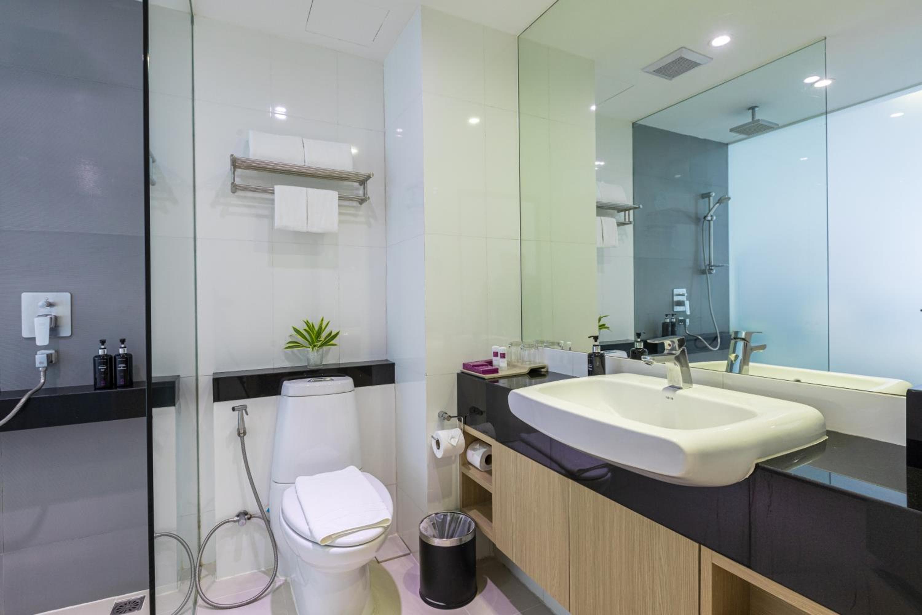 Hotel Icon Bangkok Sukhumvit 2 — 6