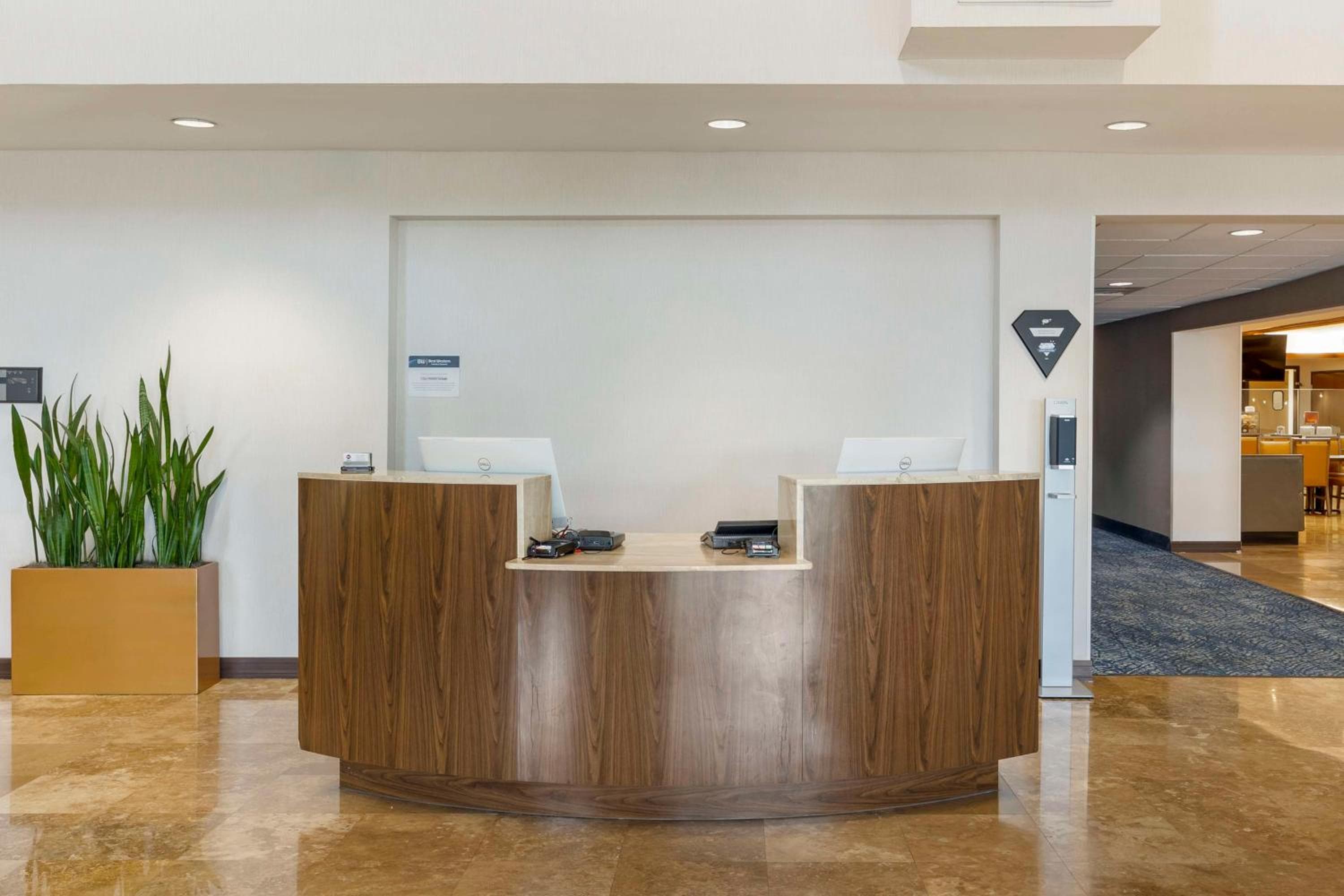 Best Western Plus Hotel Henderson — 2